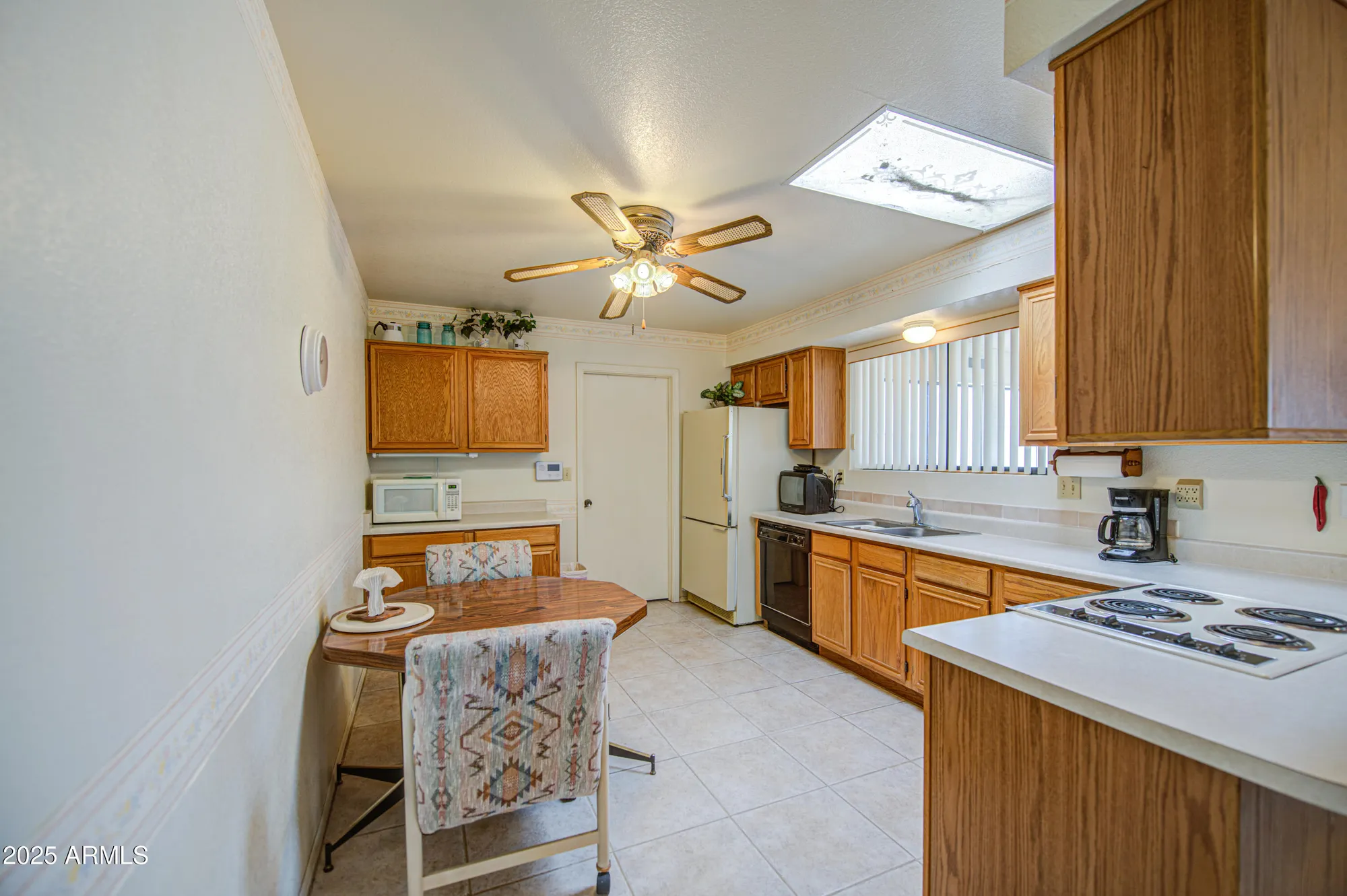 Property Slideshow image 19 of 39 | 1722 w 15th ln, Apache Junction, AZ, 85120