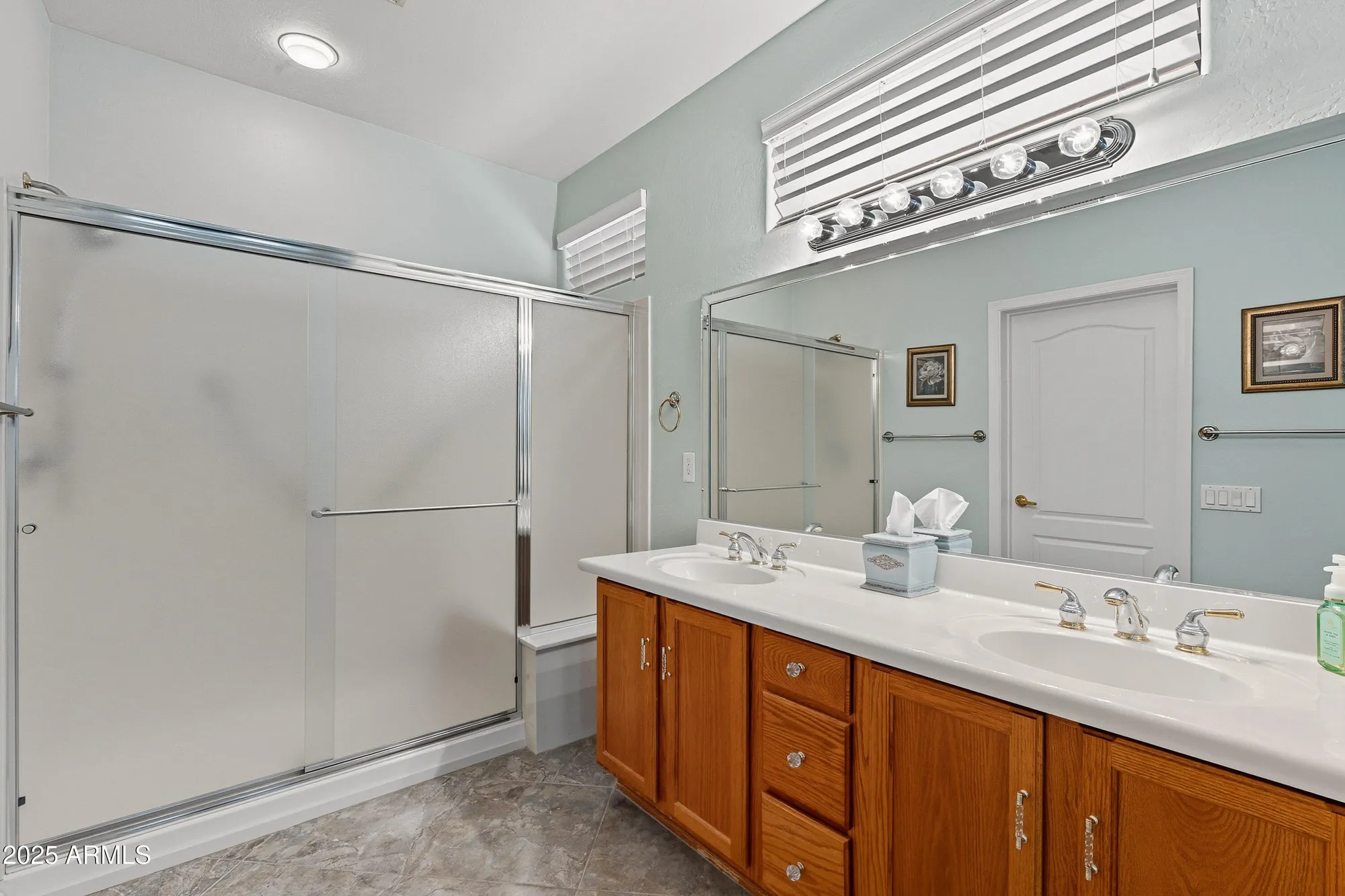 Property Slideshow image 19 of 44 | 15309 w summerwind ln, Surprise, AZ, 85374