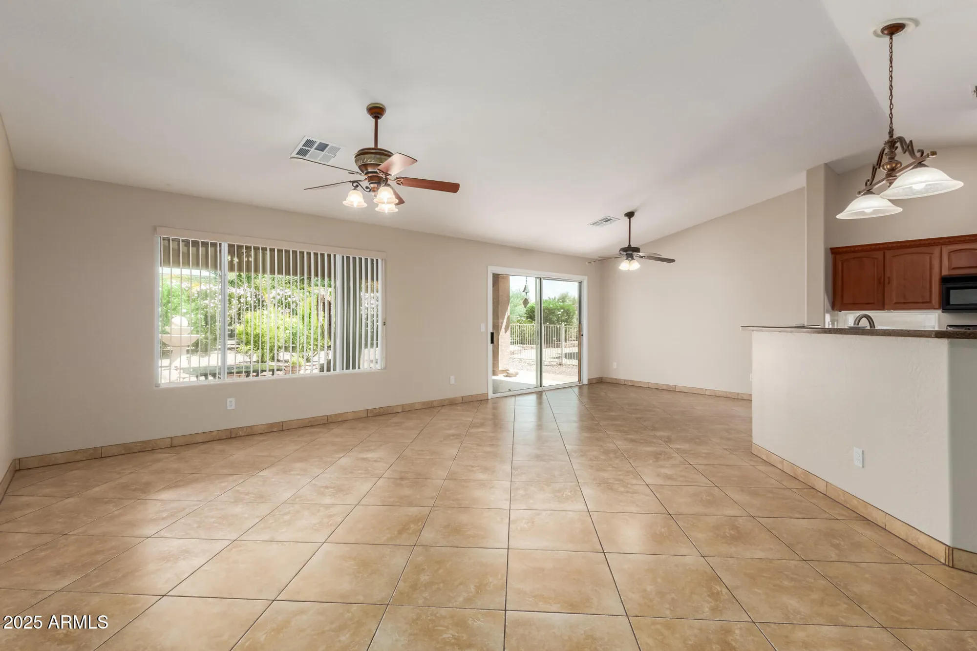 Property Slideshow image 5 of 37 | 108 s los cielos ln, Casa Grande, AZ, 85194