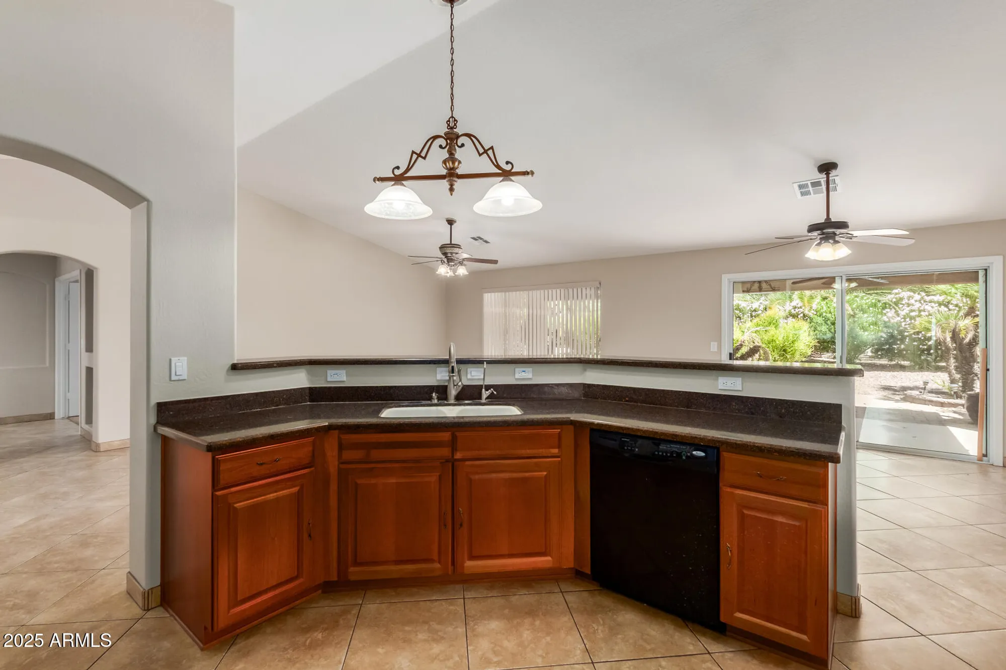 Property Slideshow image 10 of 37 | 108 s los cielos ln, Casa Grande, AZ, 85194