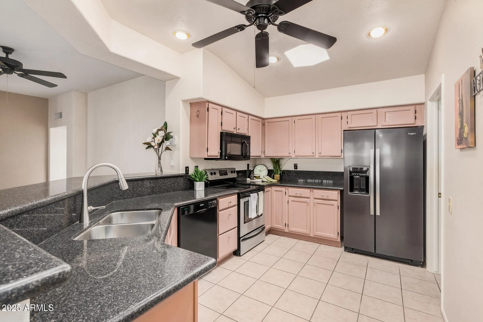 Property Slideshow image 24 of 33 | 21768 n verde ridge dr, Sun City West, AZ, 85375