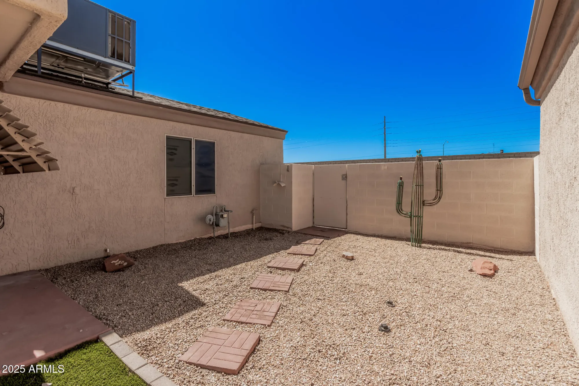 Property Slideshow image 17 of 33 | 21768 n verde ridge dr, Sun City West, AZ, 85375