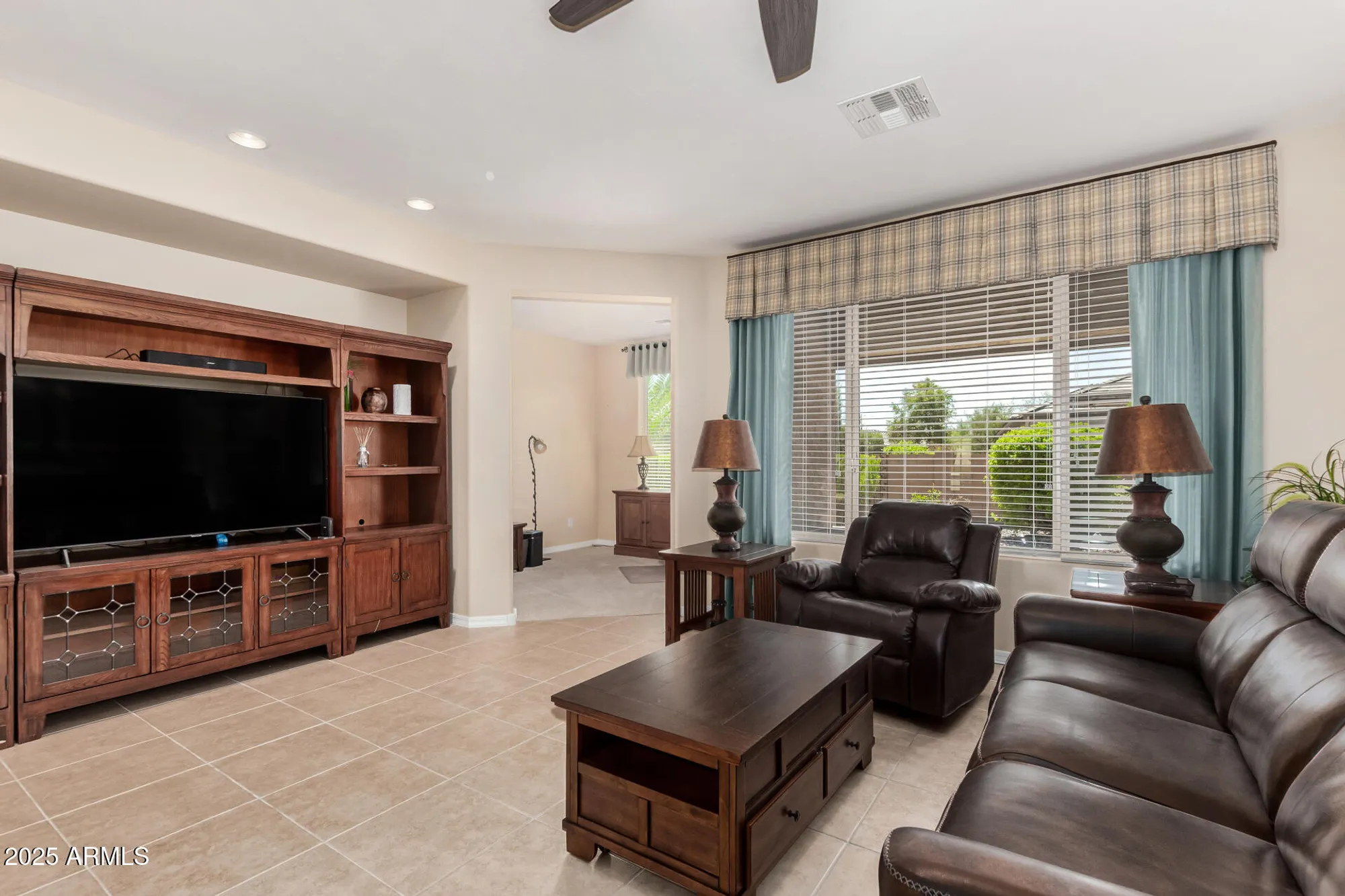 Property Slideshow image 6 of 31 | 6749 w noble prairie way, Florence, AZ, 85132