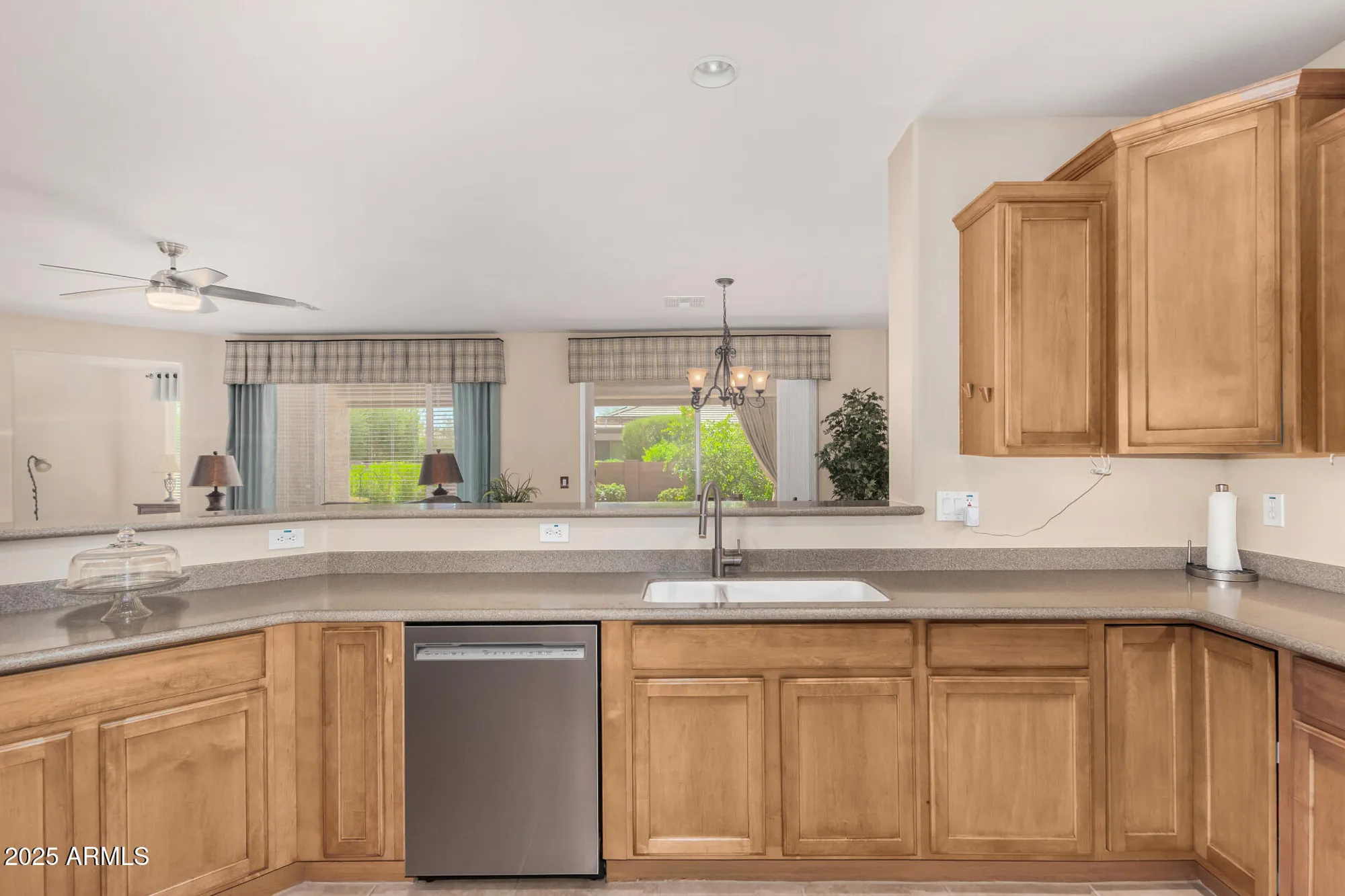 Property Slideshow image 11 of 31 | 6749 w noble prairie way, Florence, AZ, 85132