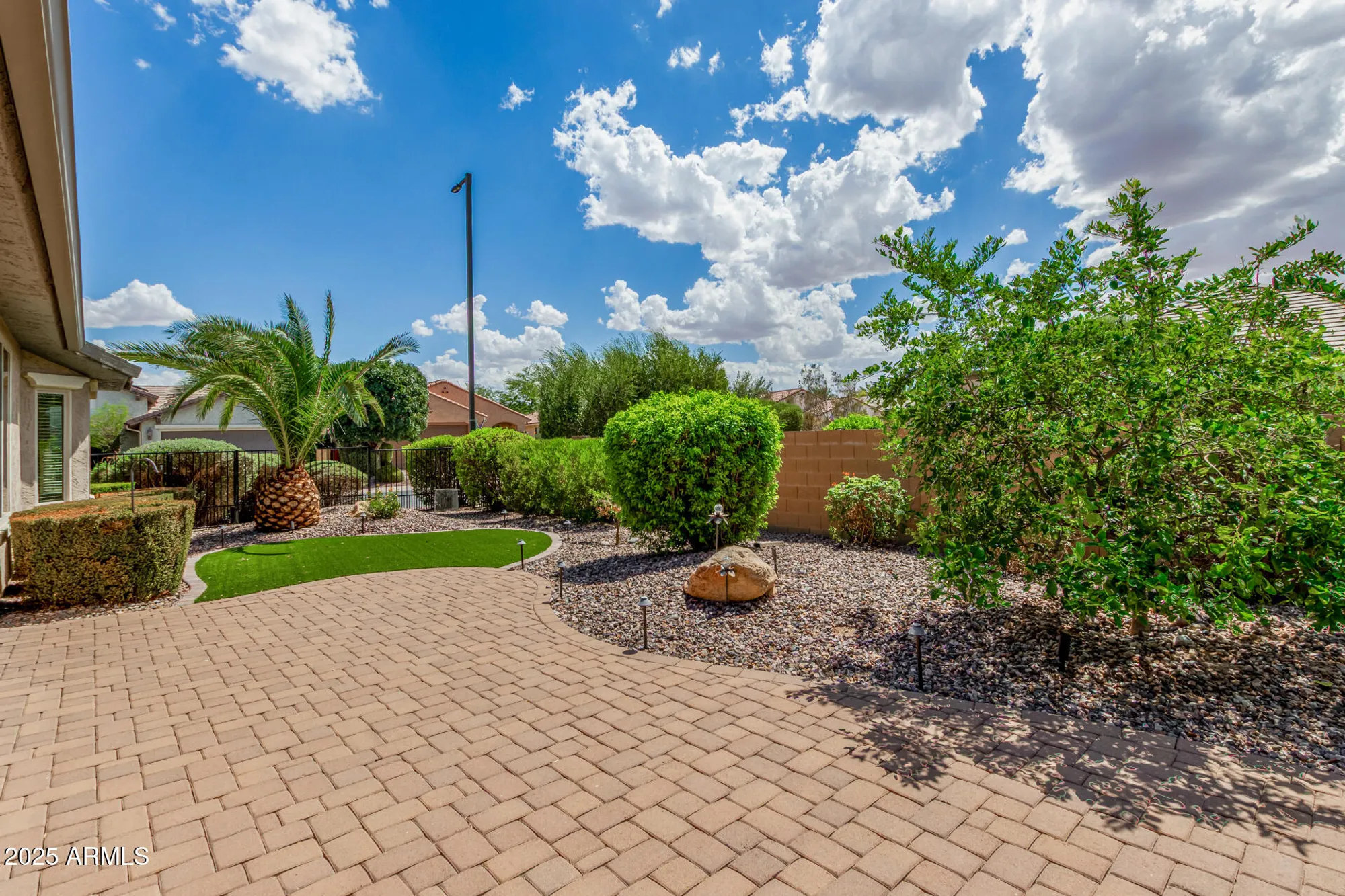 Property Slideshow image 4 of 31 | 6749 w noble prairie way, Florence, AZ, 85132