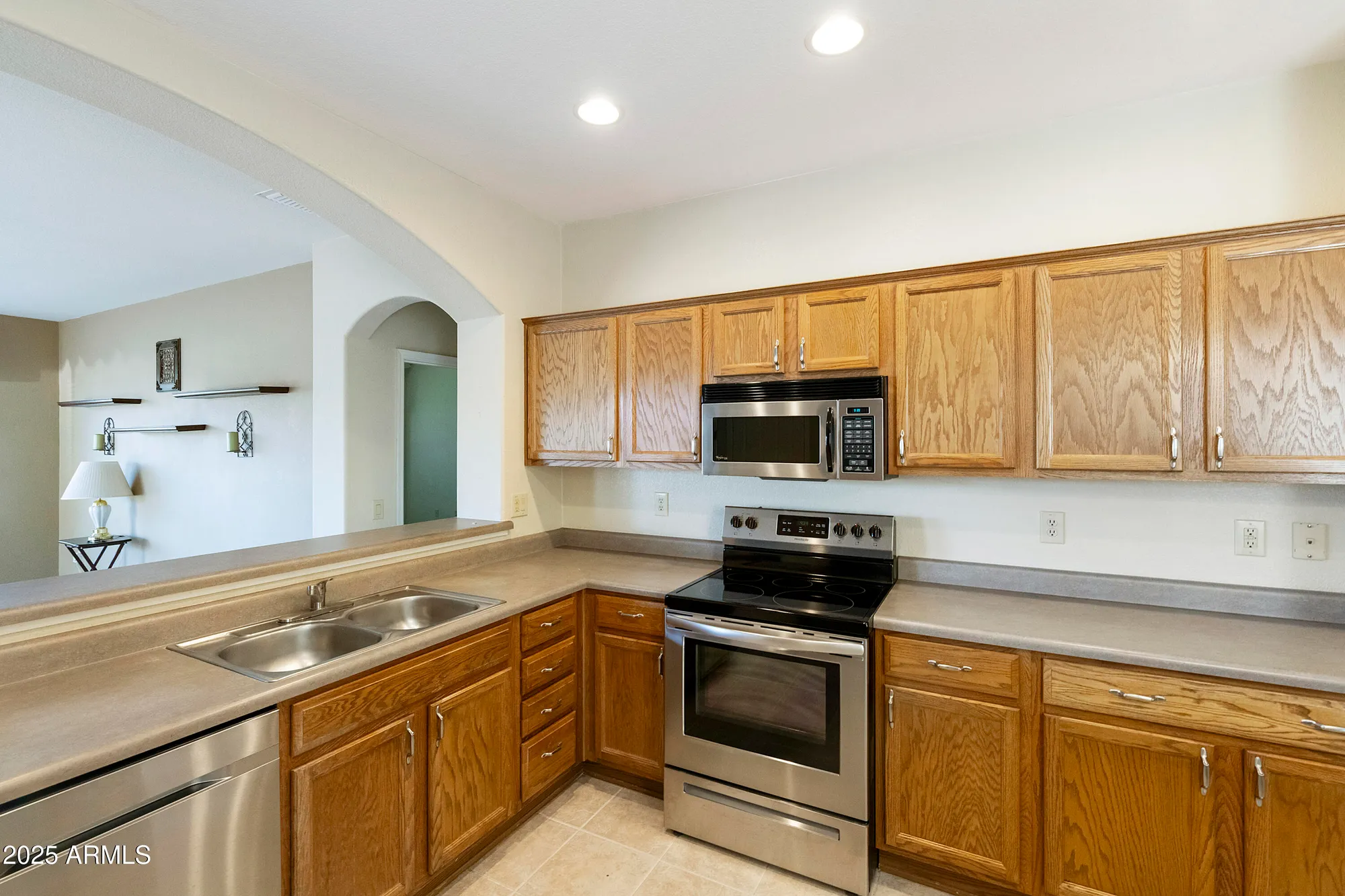 Property Slideshow image 9 of 56 | 24722 s golfview dr, Sun Lakes, AZ, 85248