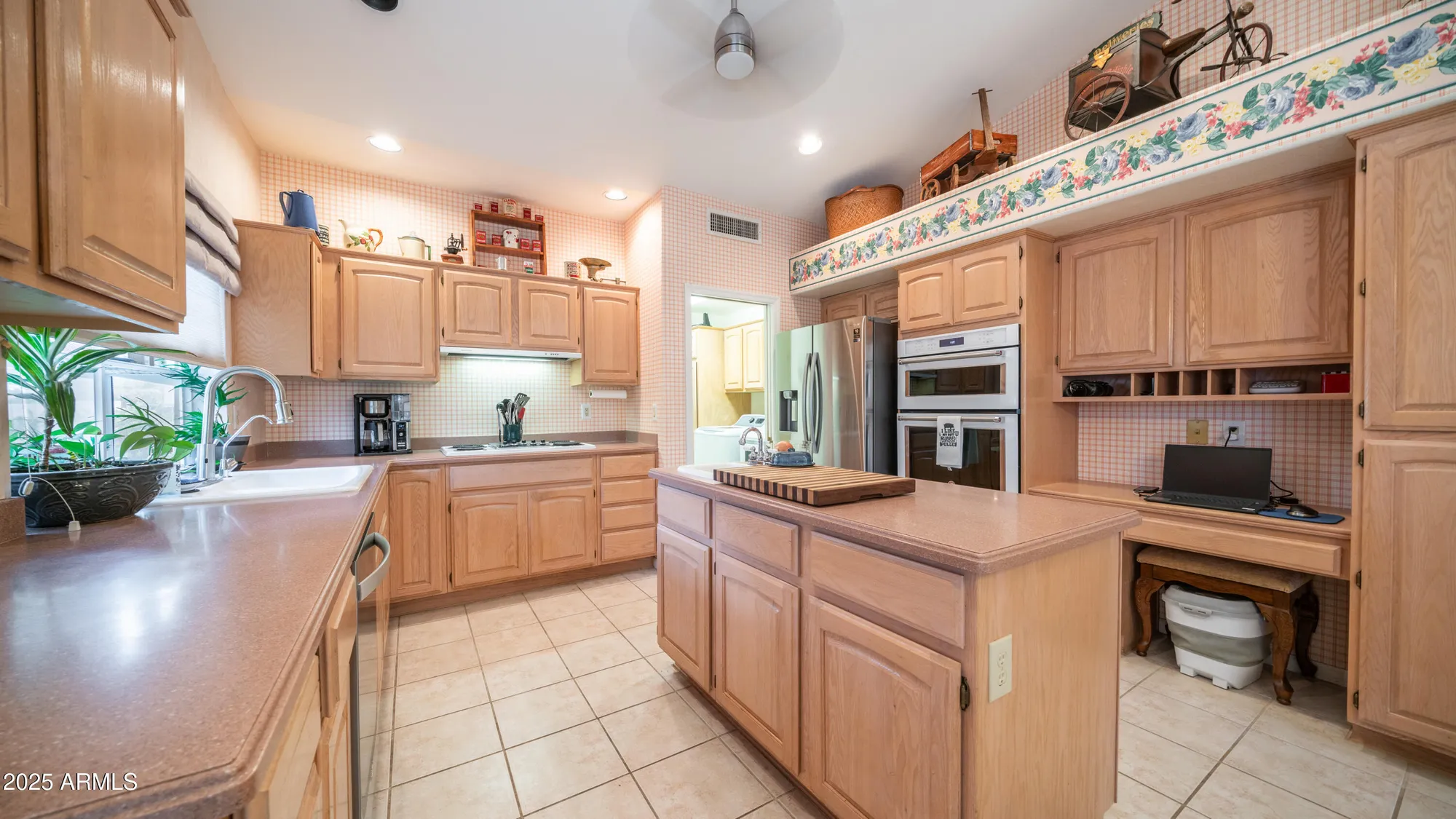 Property Slideshow image 18 of 64 | 10533 e nacoma dr, Sun Lakes, AZ, 85248