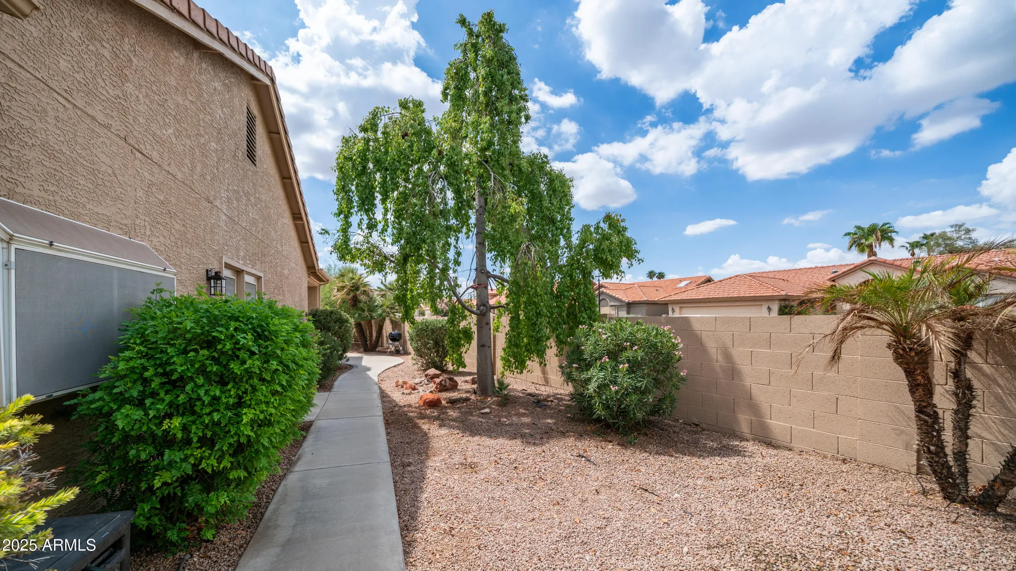 Property Slideshow image 37 of 64 | 10533 e nacoma dr, Sun Lakes, AZ, 85248