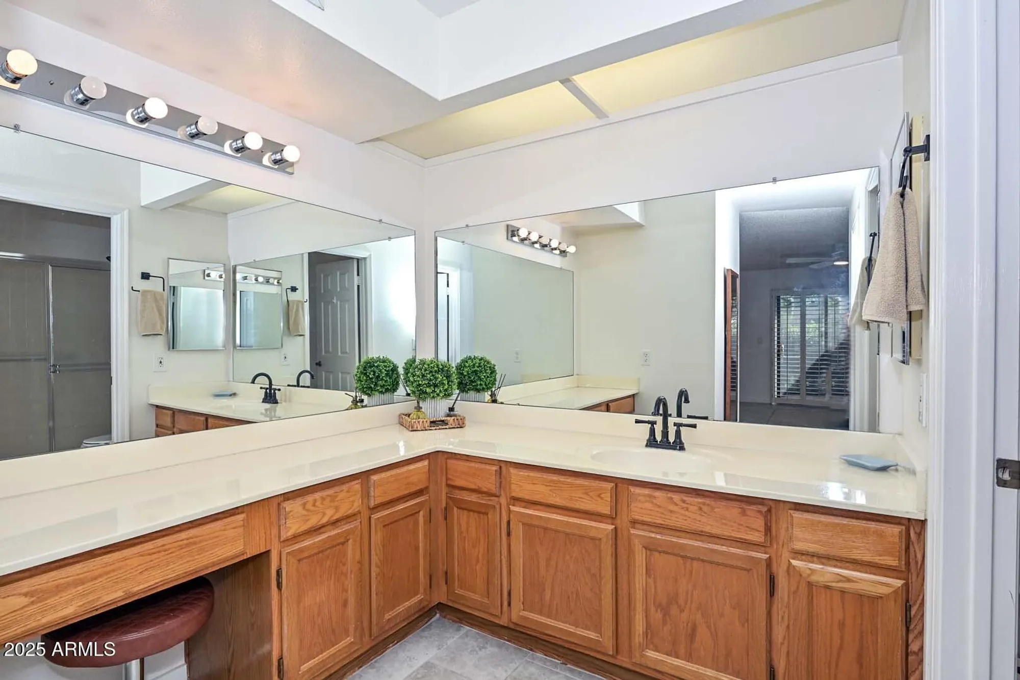 Property Slideshow image 7 of 53 | 9505 w mcrae way, Peoria, AZ, 85382