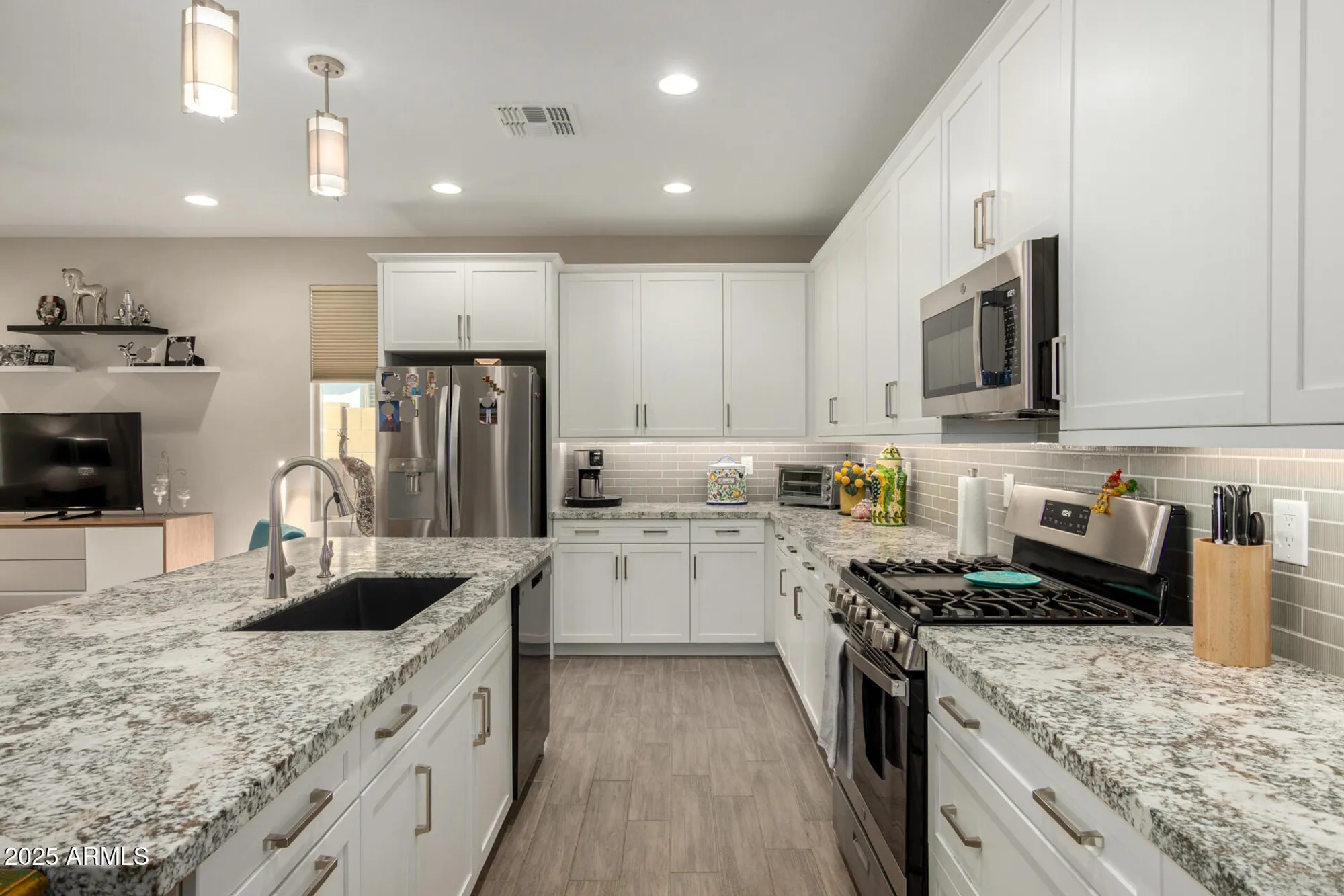 Property Slideshow image 17 of 38 | 1457 w camina plata, Queen Creek, AZ, 85140