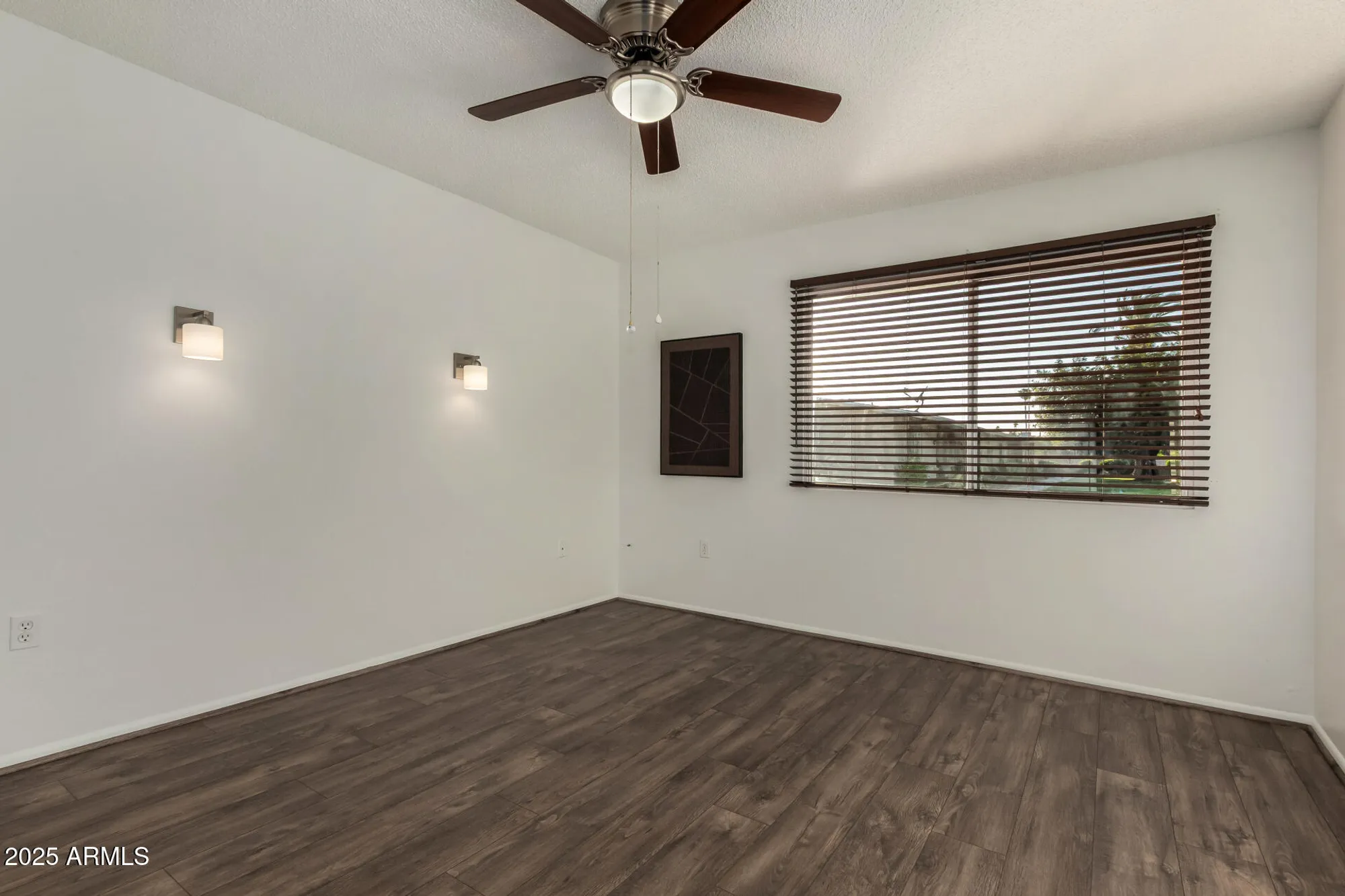 Property Slideshow image 19 of 38 | 13227 n 110th ave, Sun City, AZ, 85351