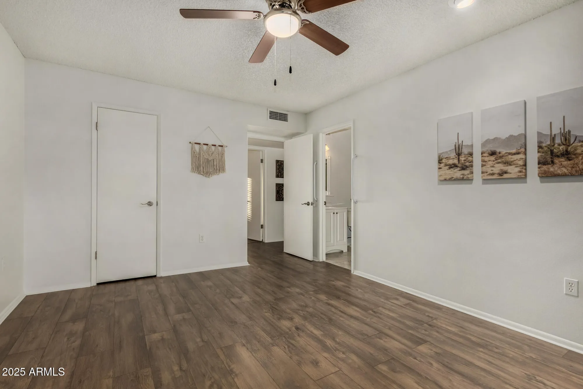 Property Slideshow image 14 of 38 | 13227 n 110th ave, Sun City, AZ, 85351