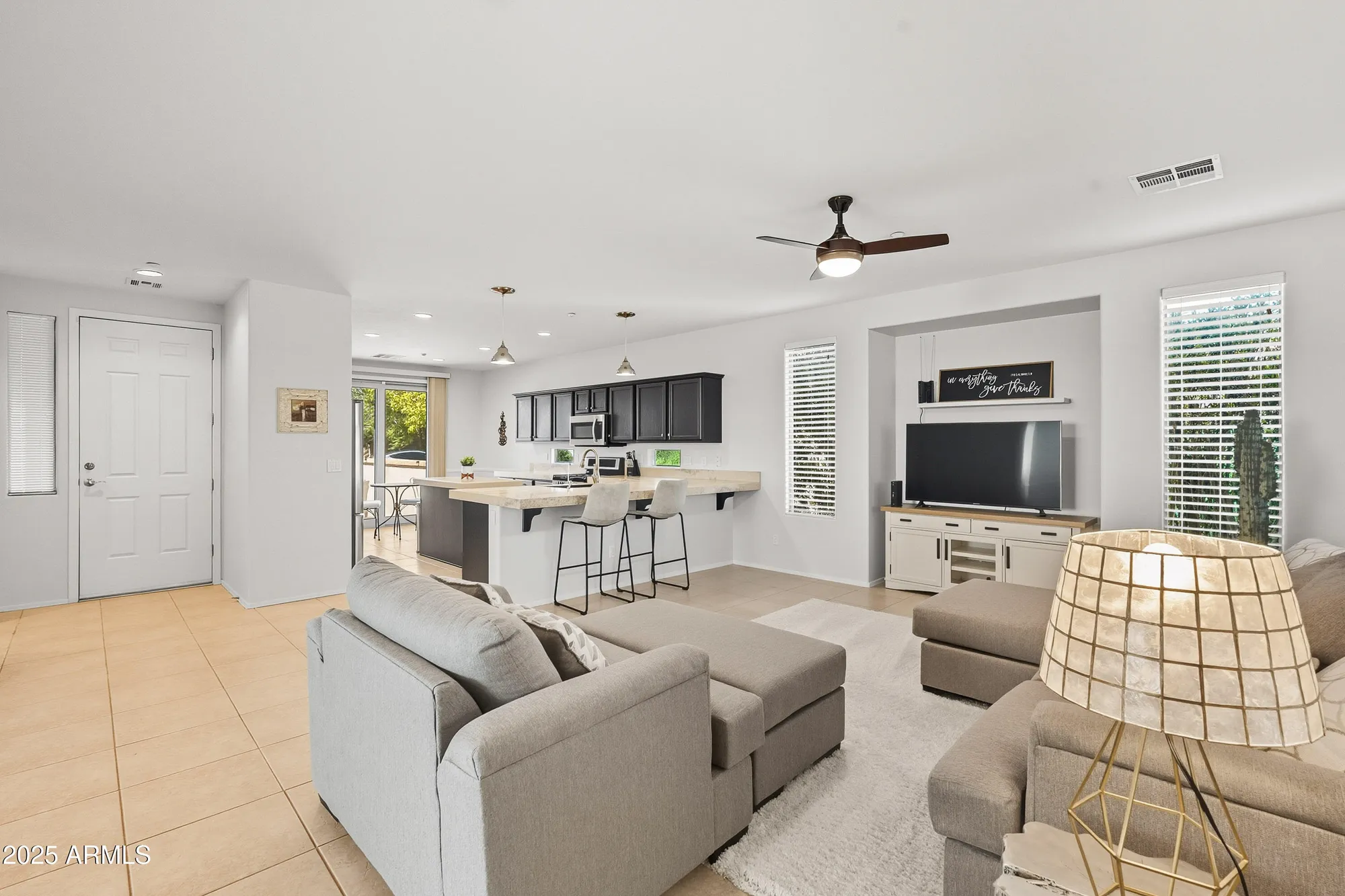 Property Slideshow image 13 of 75 | 12368 w running deer trl, Peoria, AZ, 85383
