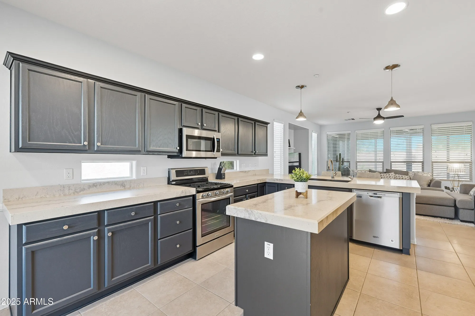 Property Slideshow image 4 of 75 | 12368 w running deer trl, Peoria, AZ, 85383