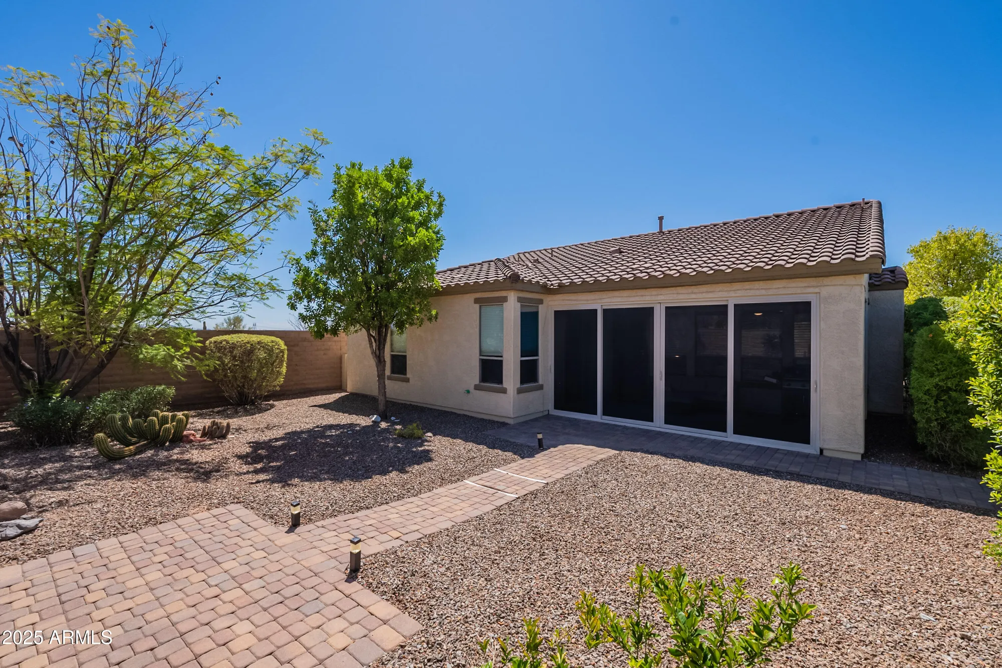 Property Slideshow image 24 of 75 | 12368 w running deer trl, Peoria, AZ, 85383