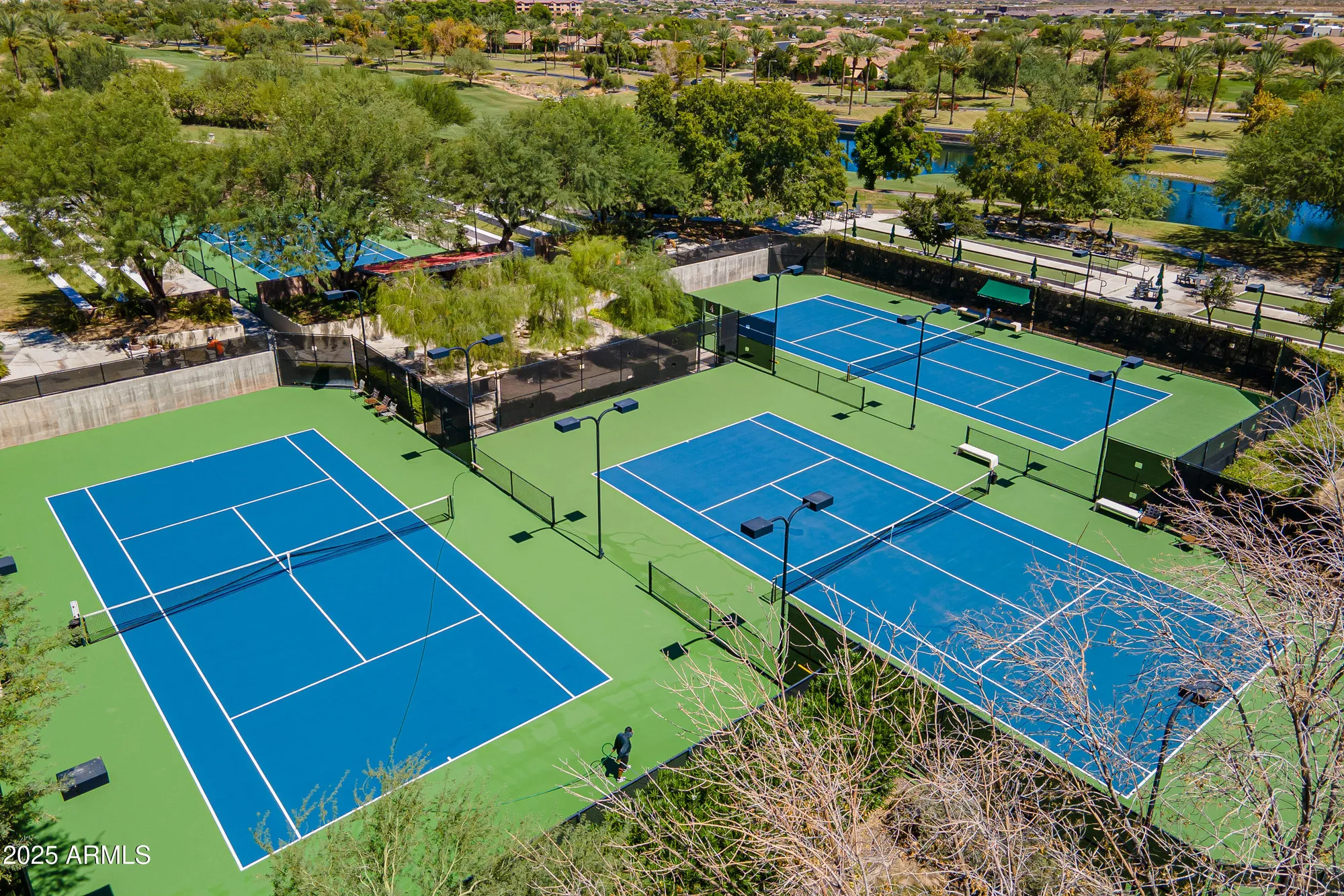 Property Slideshow image 35 of 75 | 12368 w running deer trl, Peoria, AZ, 85383