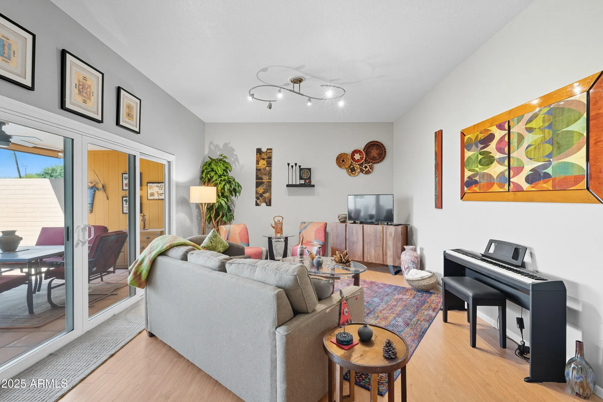 Property Slideshow image 8 of 28 | 16801 n 103rd ave, Sun City, AZ, 85351