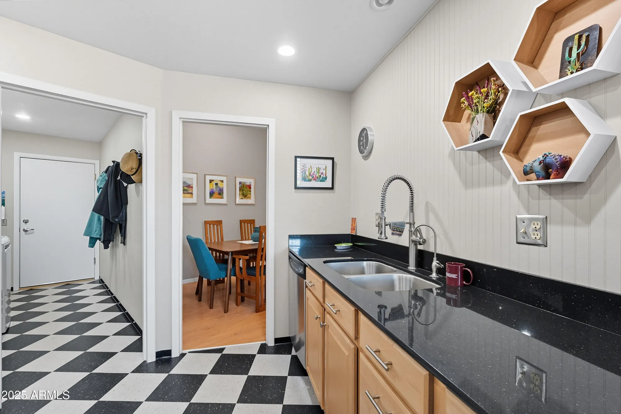 Property Slideshow image 15 of 28 | 16801 n 103rd ave, Sun City, AZ, 85351