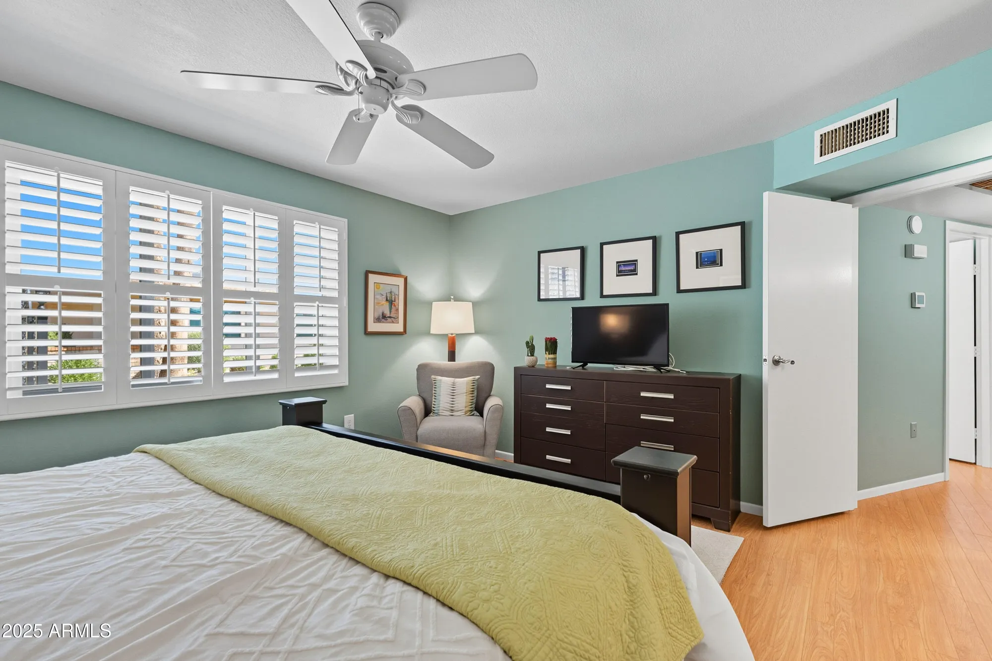 Property Slideshow image 18 of 28 | 16801 n 103rd ave, Sun City, AZ, 85351