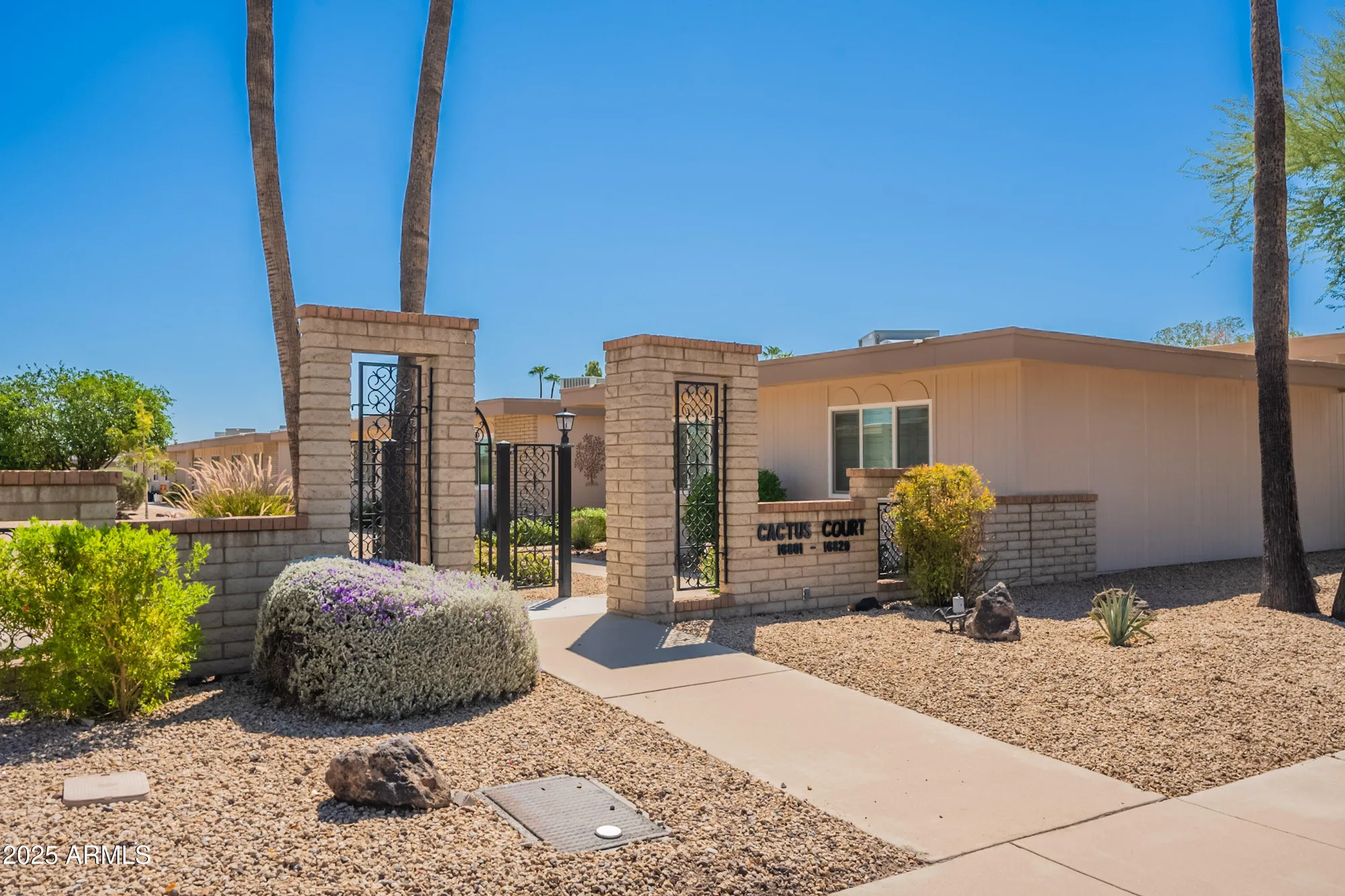 Property Slideshow image 6 of 28 | 16801 n 103rd ave, Sun City, AZ, 85351