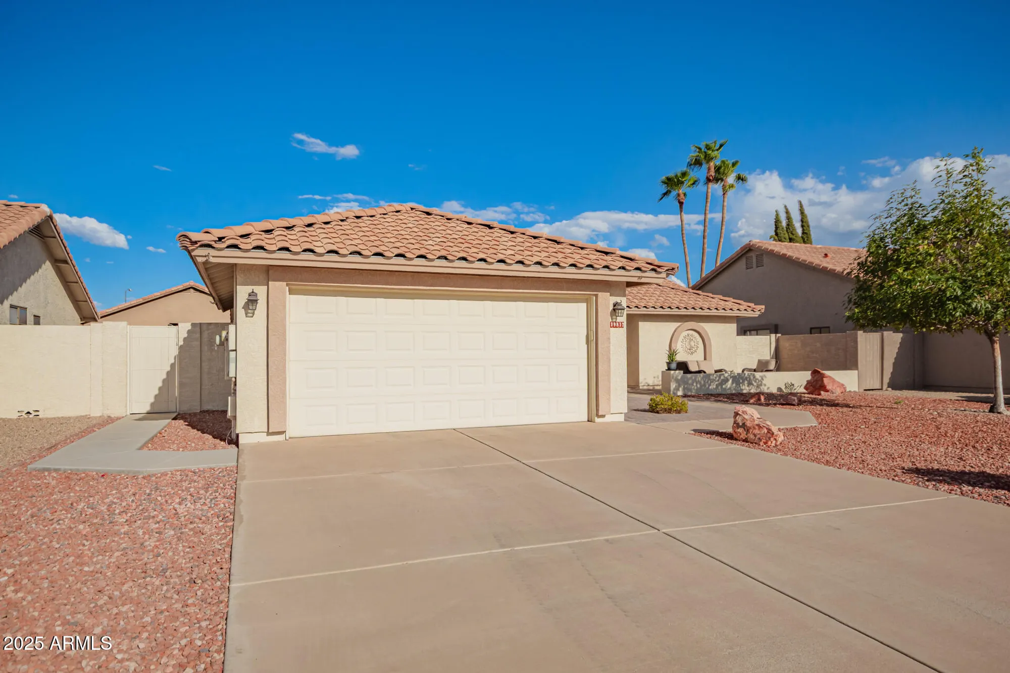 Property Slideshow image 11 of 33 | 19817 n 92nd ave, Peoria, AZ, 85382