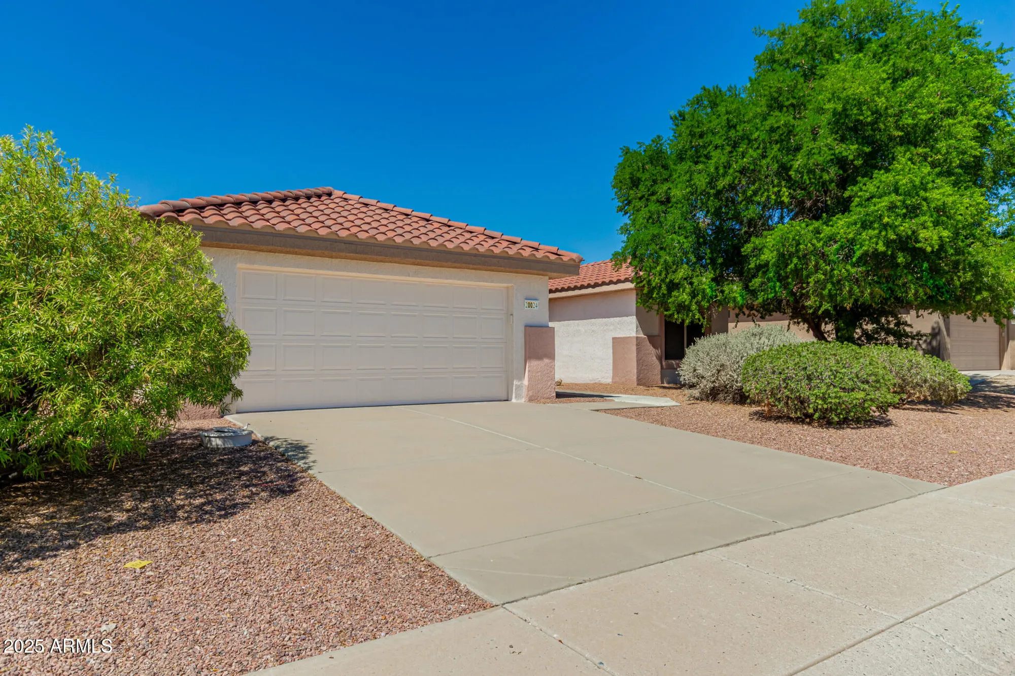 Property Slideshow image 2 of 38 | 20024 n painted sky dr, Surprise, AZ, 85374