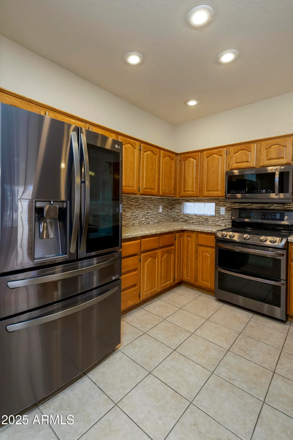 Property Slideshow image 8 of 20 | 2101 s yellow wood 75, Mesa, AZ, 85209