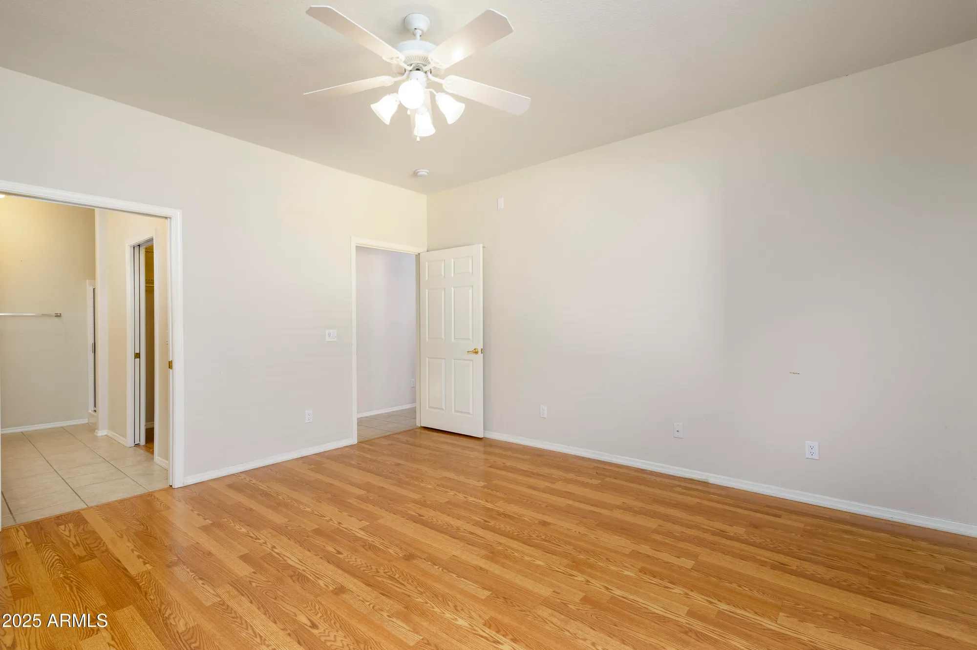 Property Slideshow image 10 of 20 | 2101 s yellow wood 75, Mesa, AZ, 85209