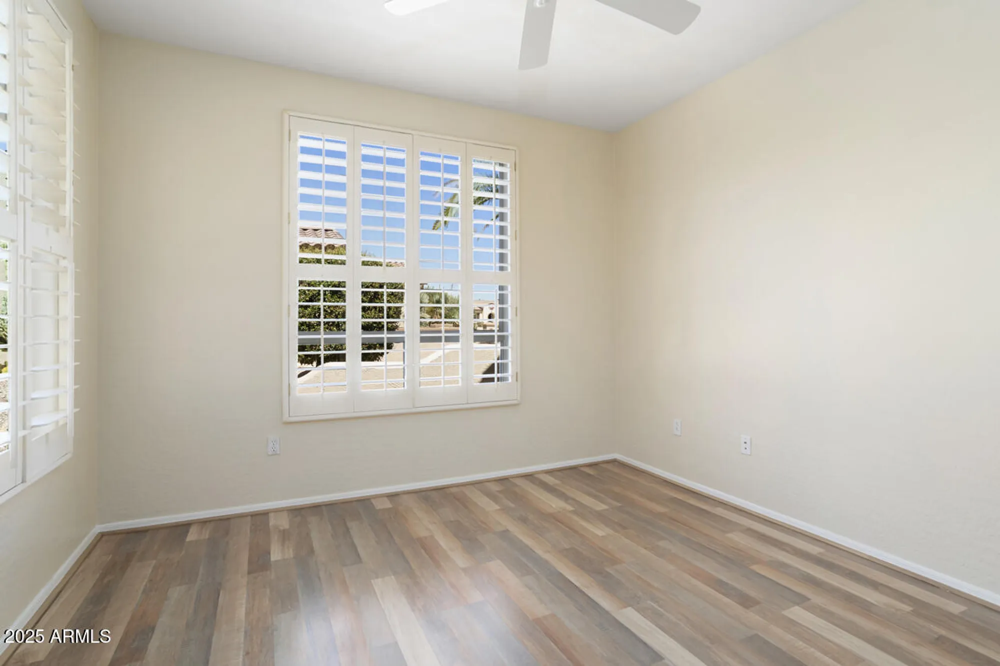 Property Slideshow image 31 of 37 | 15102 w rounders dr, Surprise, AZ, 85374