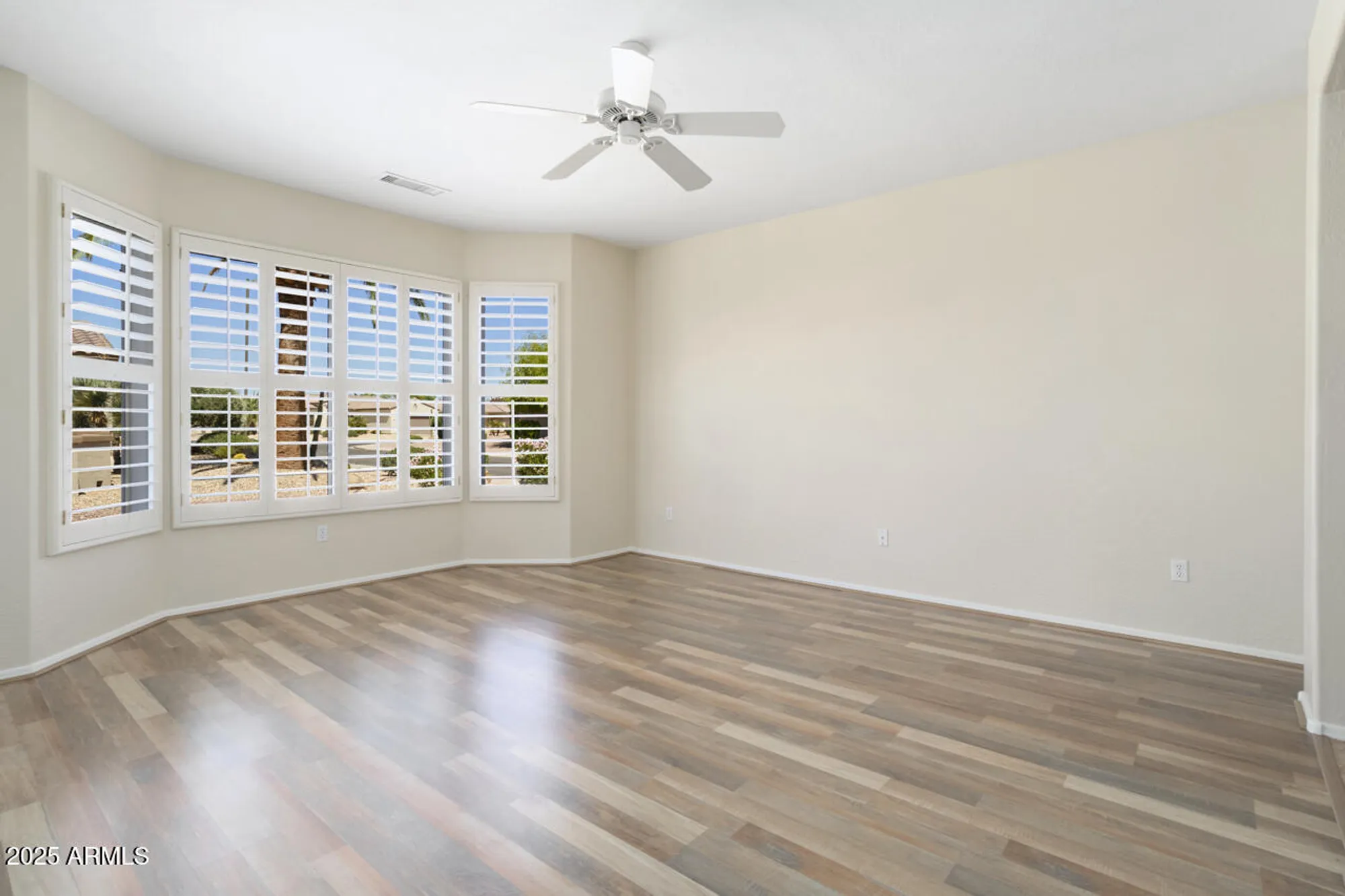 Property Slideshow image 21 of 37 | 15102 w rounders dr, Surprise, AZ, 85374