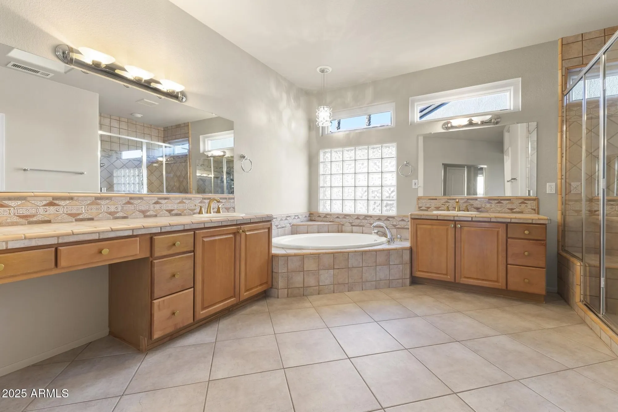 Property Slideshow image 28 of 65 | 17507 n eagle crest dr, Surprise, AZ, 85374