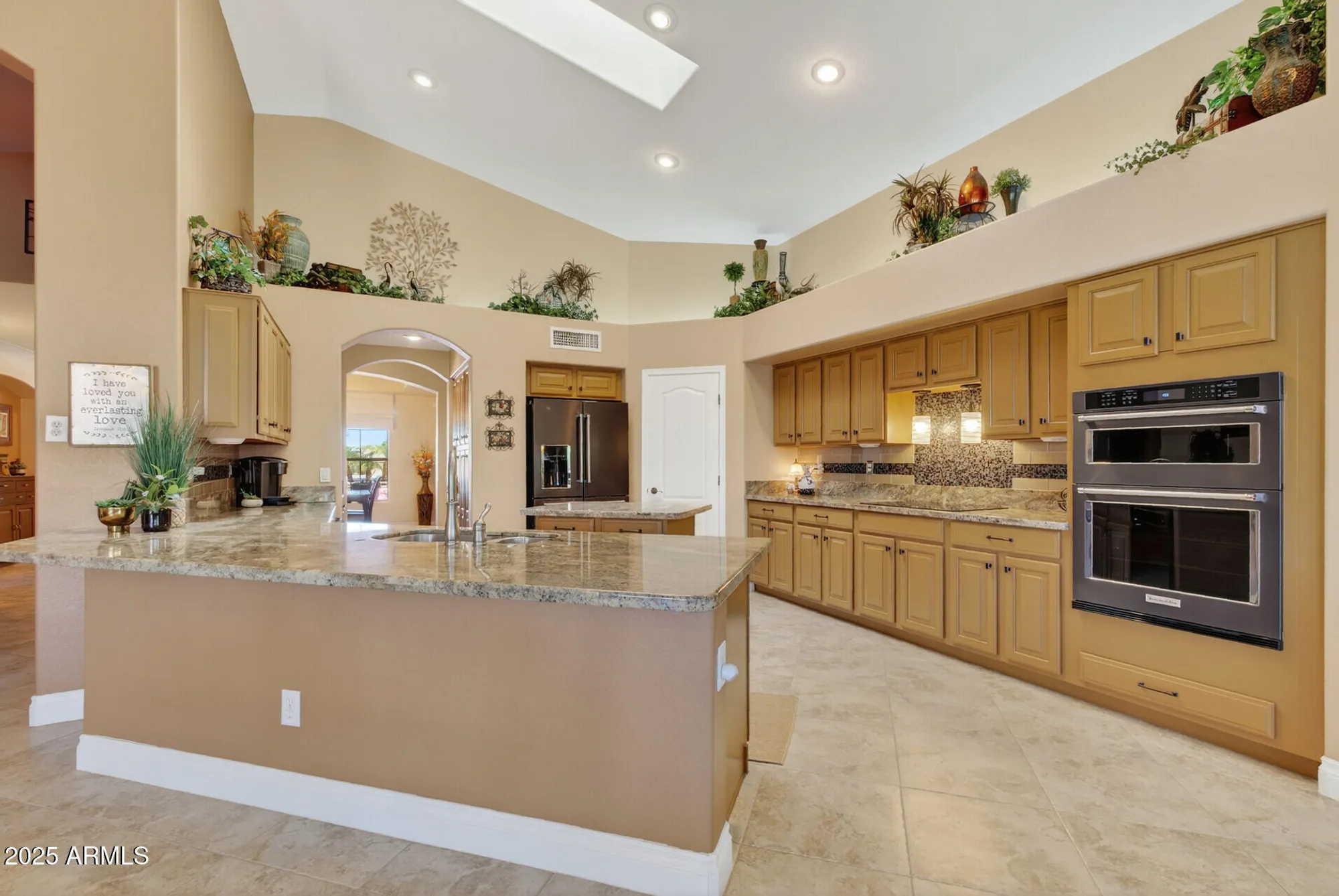 Property Slideshow image 8 of 55 | 17812 n becke ln, Surprise, AZ, 85374