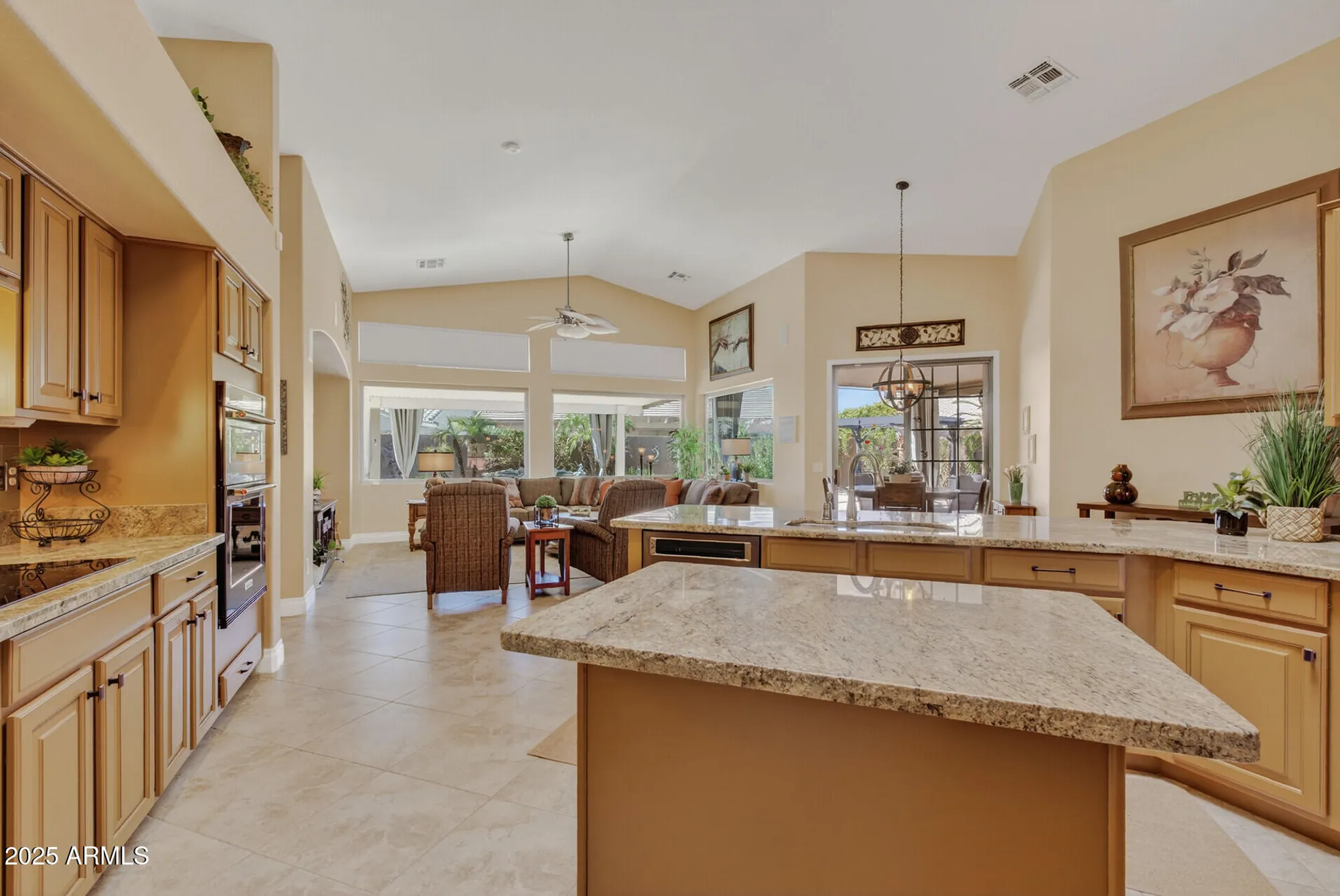 Property Slideshow image 11 of 55 | 17812 n becke ln, Surprise, AZ, 85374