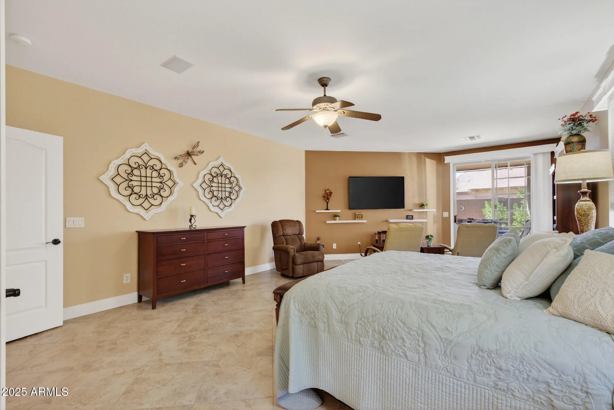 Property Slideshow image 24 of 55 | 17812 n becke ln, Surprise, AZ, 85374