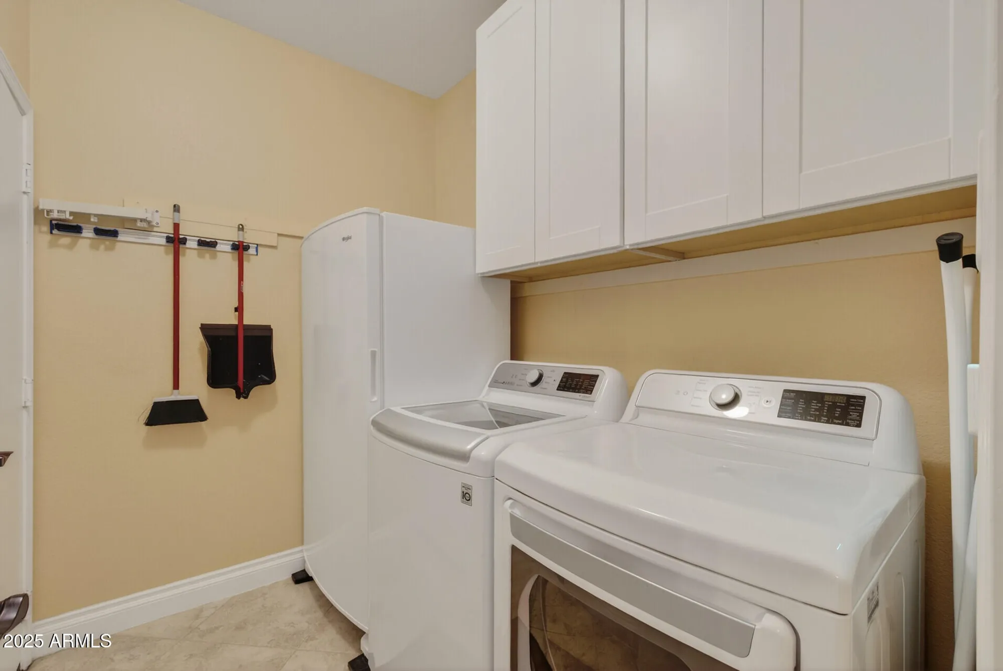 Property Slideshow image 48 of 55 | 17812 n becke ln, Surprise, AZ, 85374