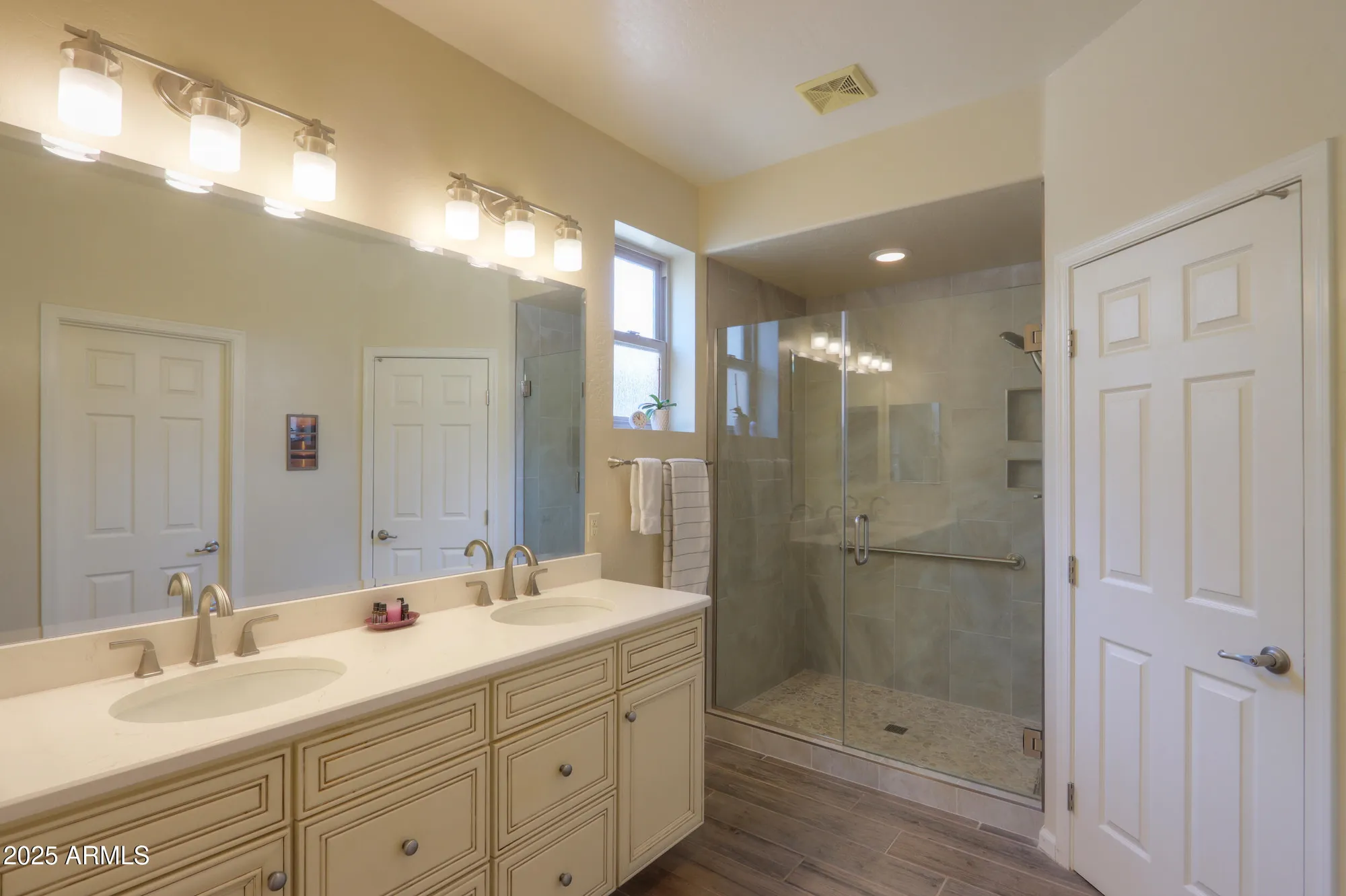 Property Slideshow image 21 of 36 | 5107 w tortoise dr, Eloy, AZ, 85131