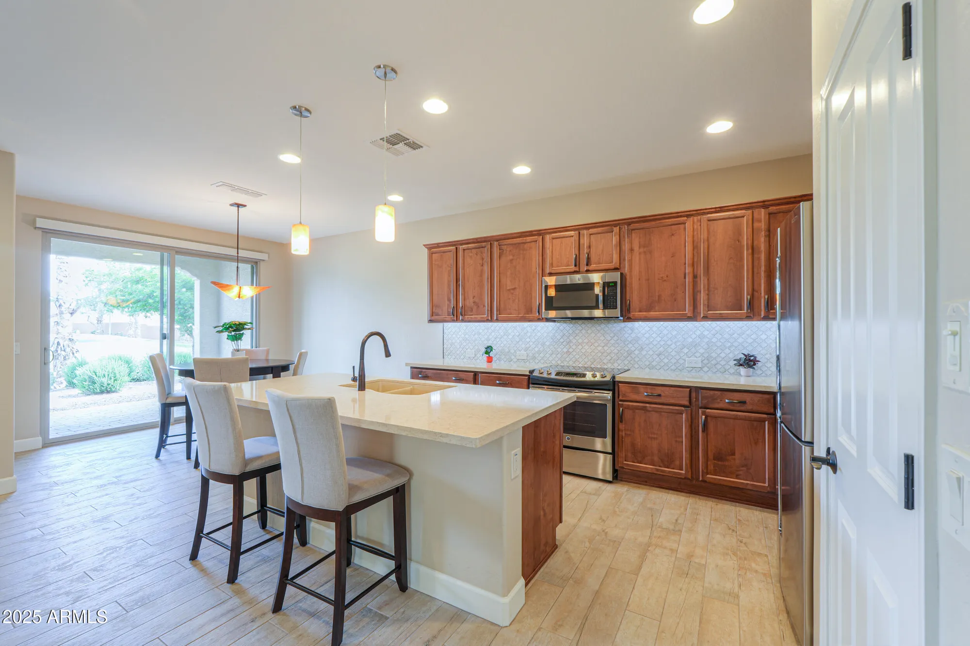 Property Slideshow image 10 of 32 | 4736 w cherry oaks dr, Eloy, AZ, 85131