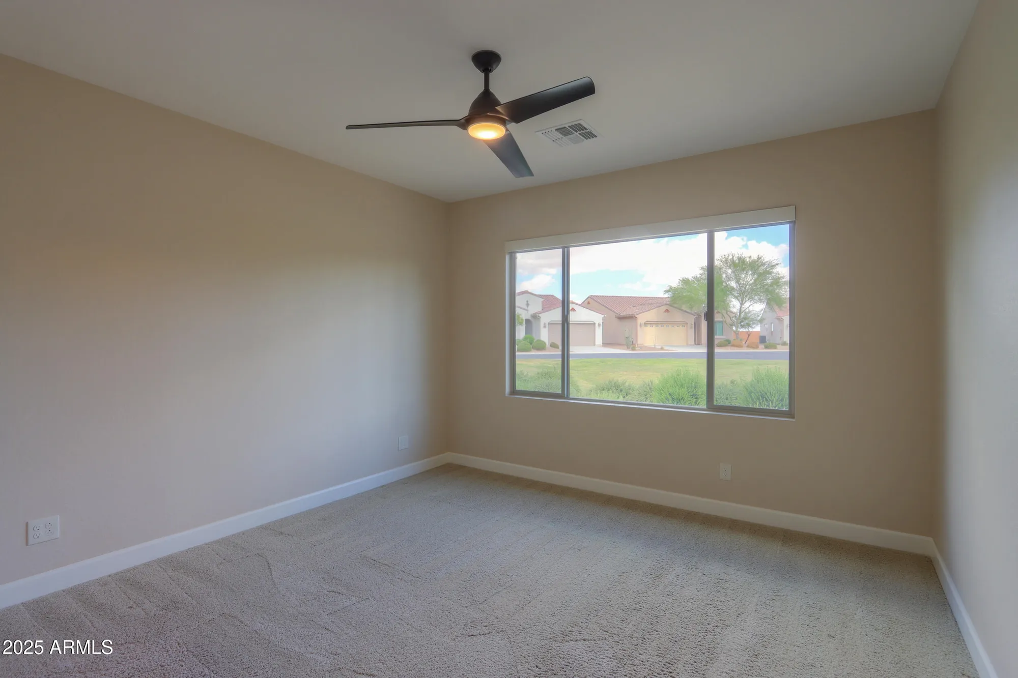 Property Slideshow image 19 of 32 | 4736 w cherry oaks dr, Eloy, AZ, 85131