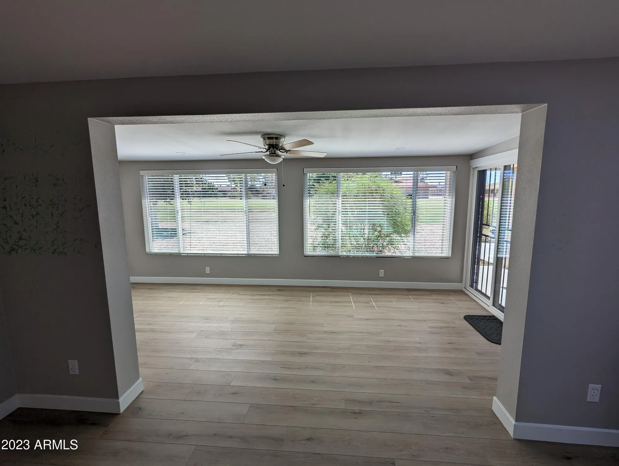 Property Slideshow image 5 of 29 | 10433 w oakmont dr, Sun City, AZ, 85351