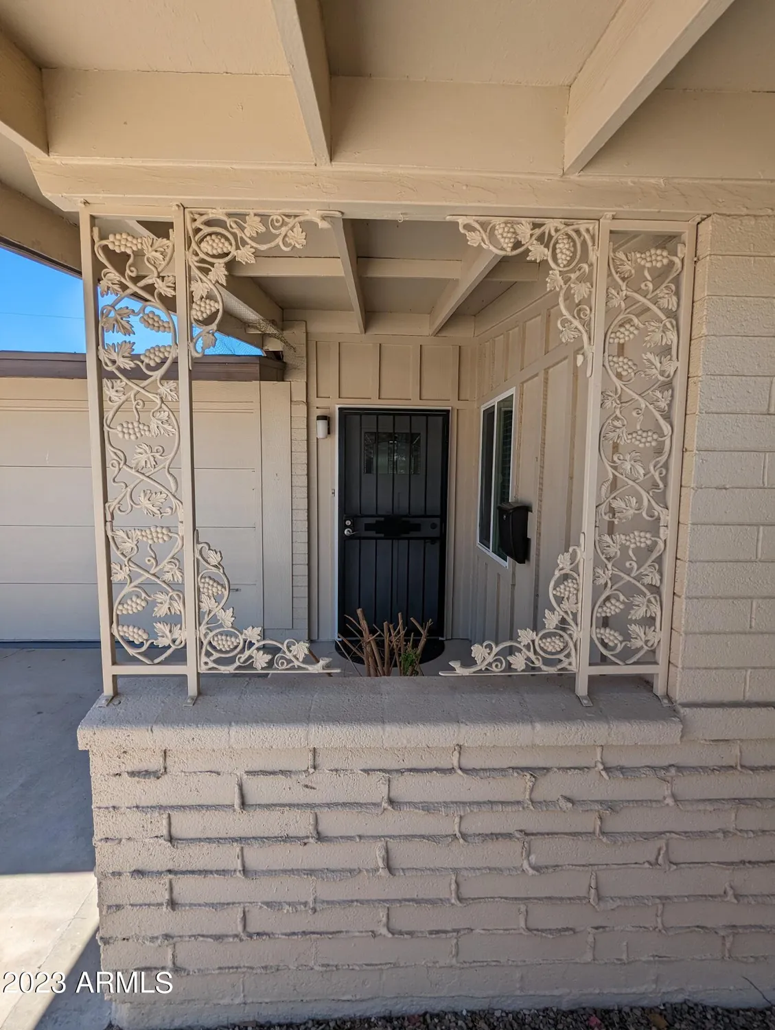 Property Slideshow image 6 of 29 | 10433 w oakmont dr, Sun City, AZ, 85351