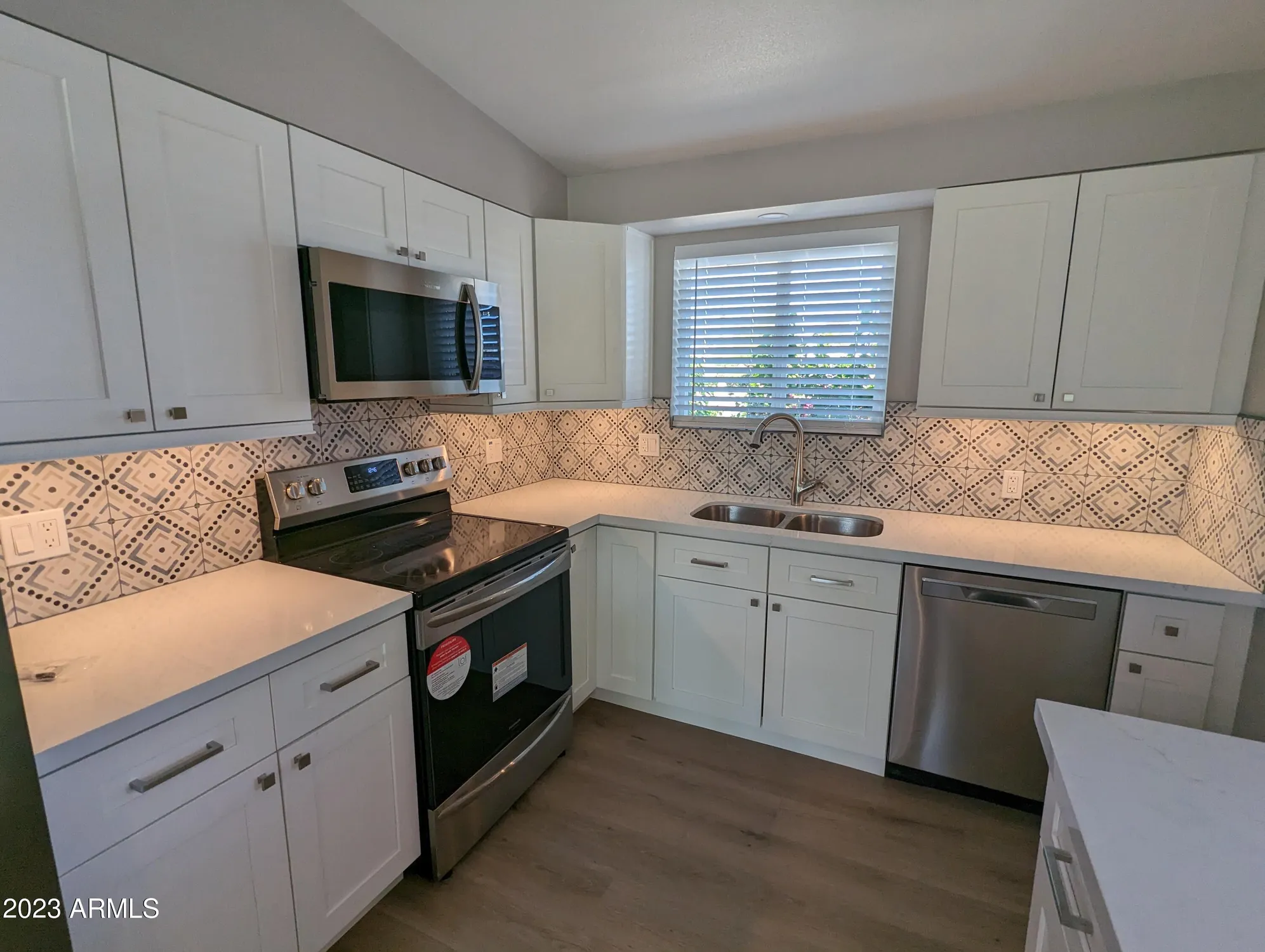 Property Slideshow image 15 of 29 | 10433 w oakmont dr, Sun City, AZ, 85351