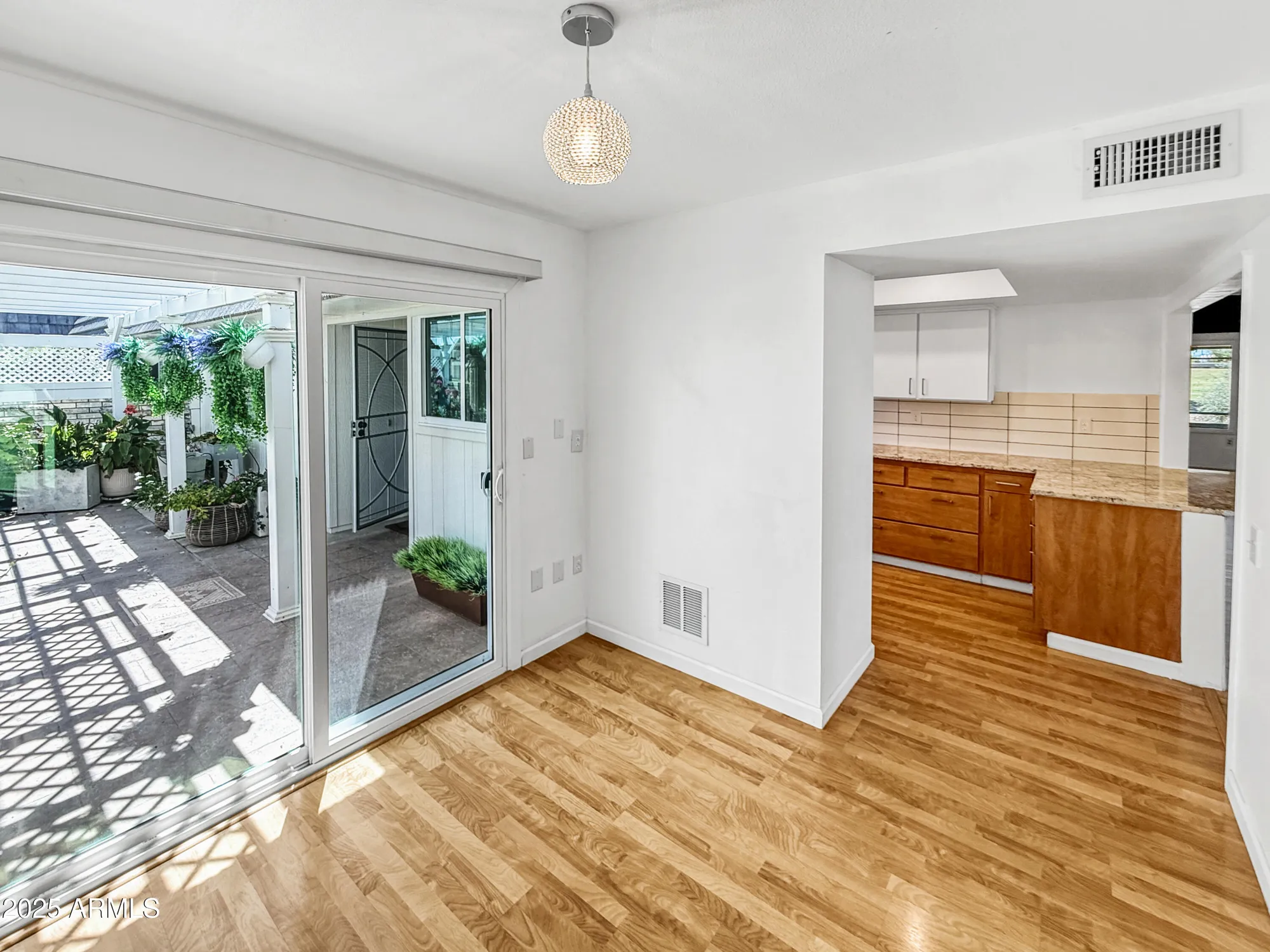 Property Slideshow image 19 of 36 | 17844 n 102nd dr, Sun City, AZ, 85373