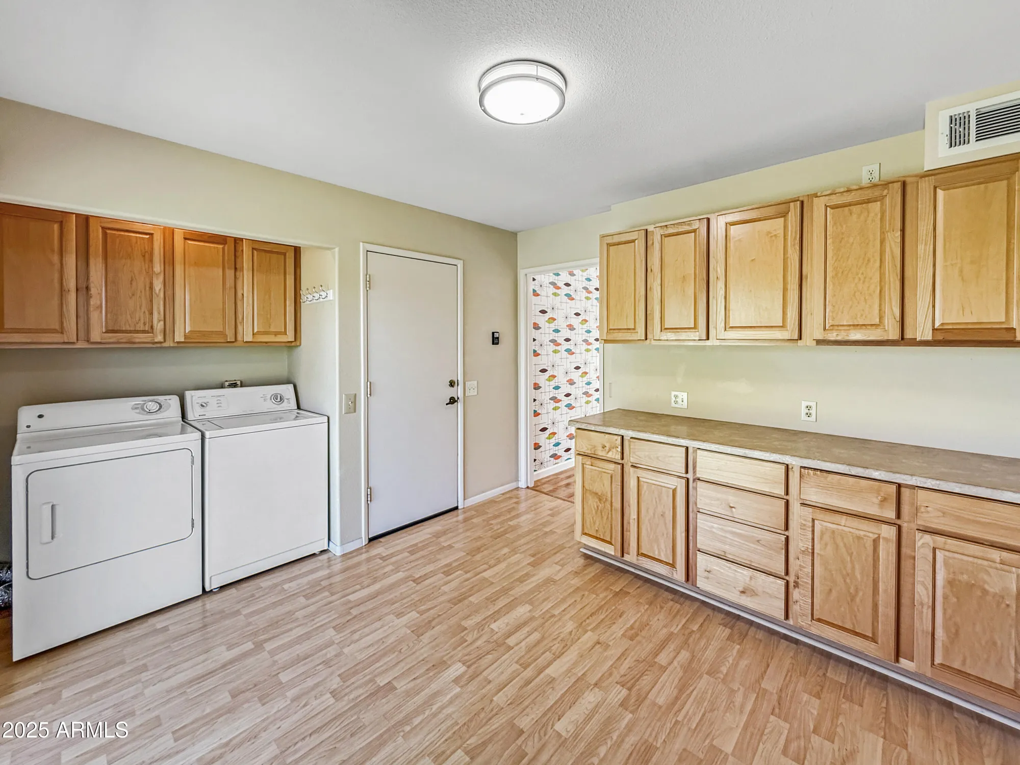 Property Slideshow image 18 of 36 | 17844 n 102nd dr, Sun City, AZ, 85373