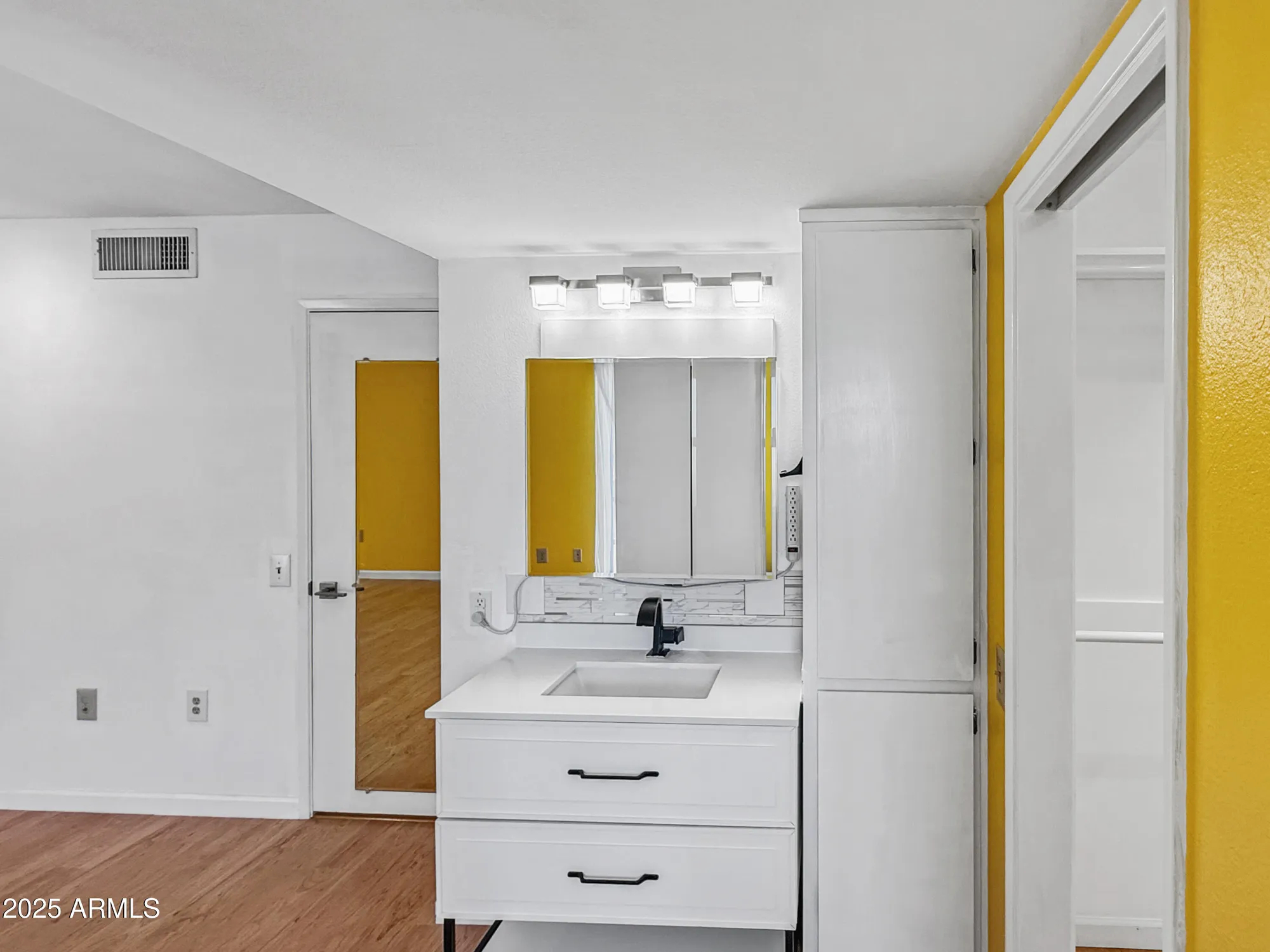 Property Slideshow image 29 of 36 | 17844 n 102nd dr, Sun City, AZ, 85373