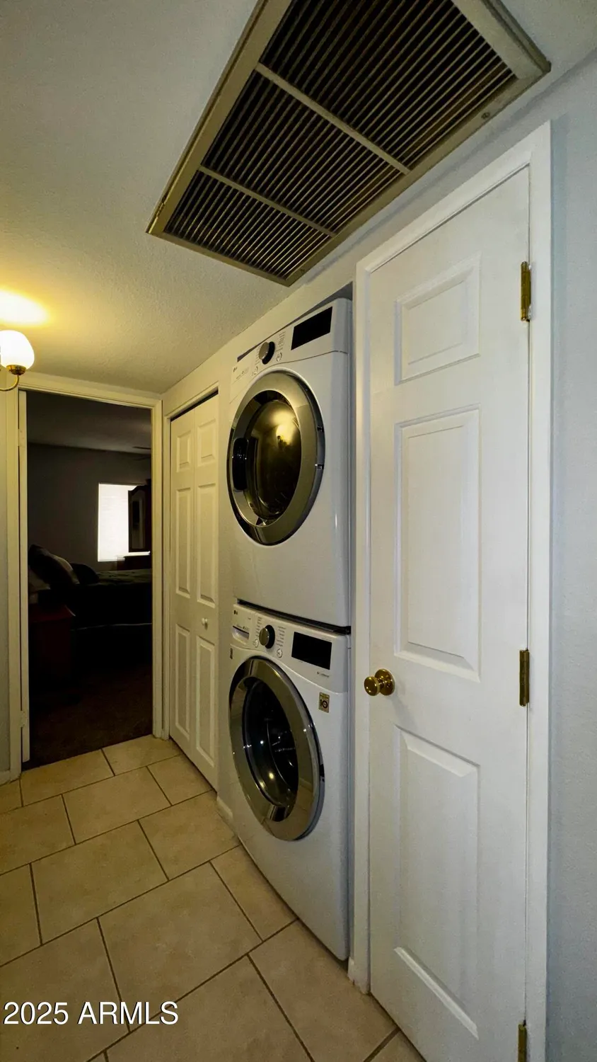 Property Slideshow image 14 of 19 | 444 s desert palm, Mesa, AZ, 85208