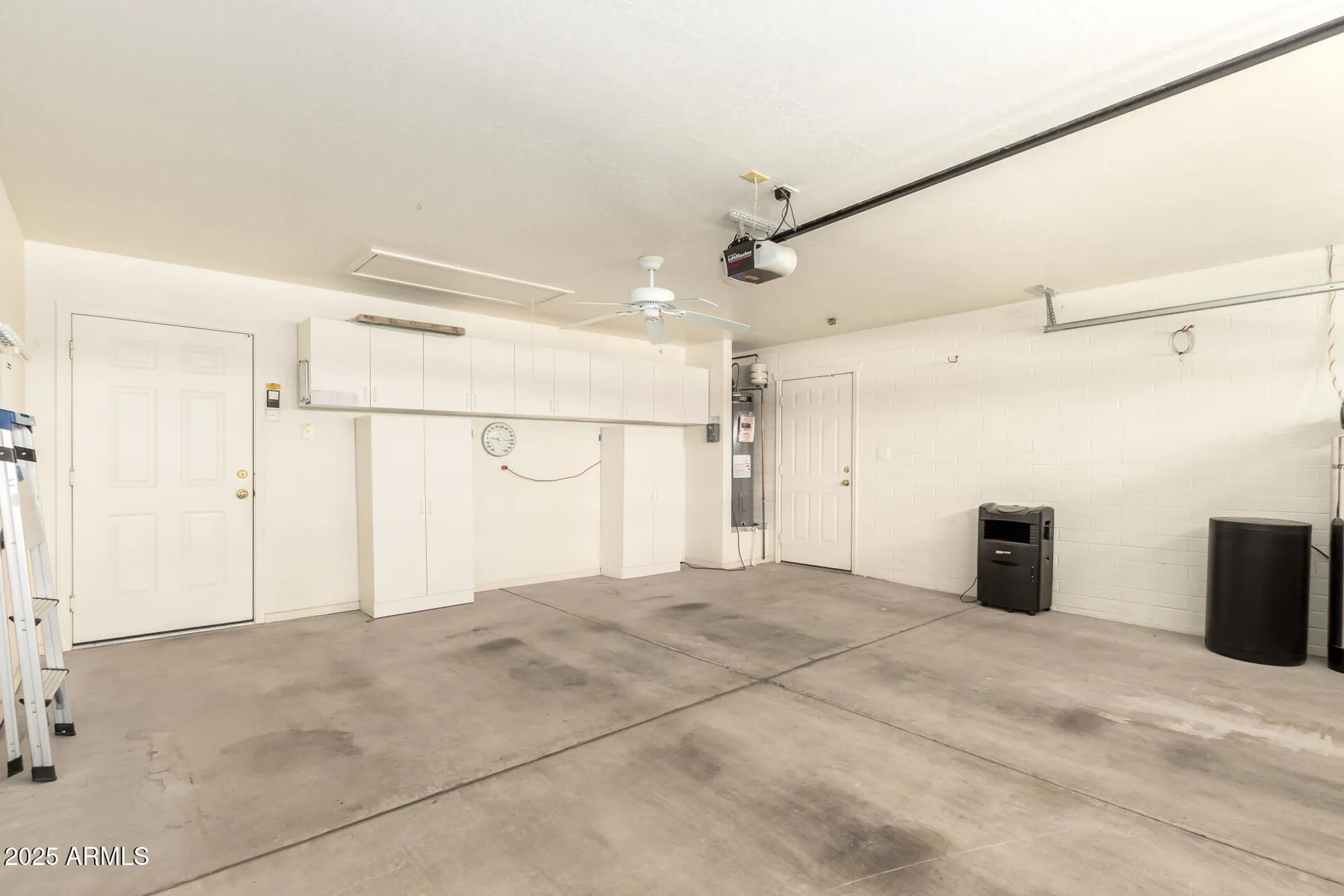 Property Slideshow image 37 of 41 | 11541 e lindner ave, Mesa, AZ, 85209