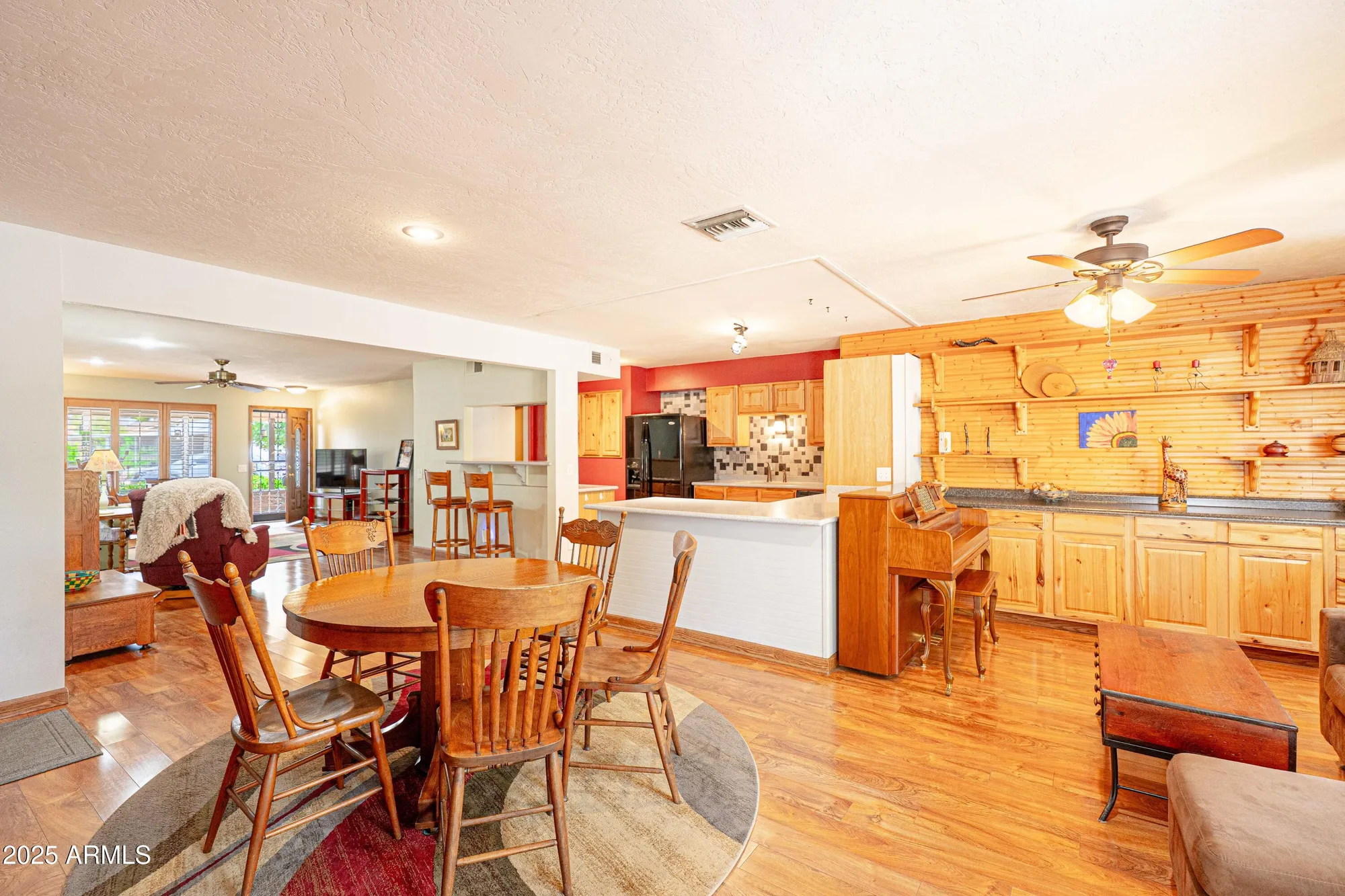 Property Slideshow image 5 of 40 | 9635 w spanish moss ln, Sun City, AZ, 85373