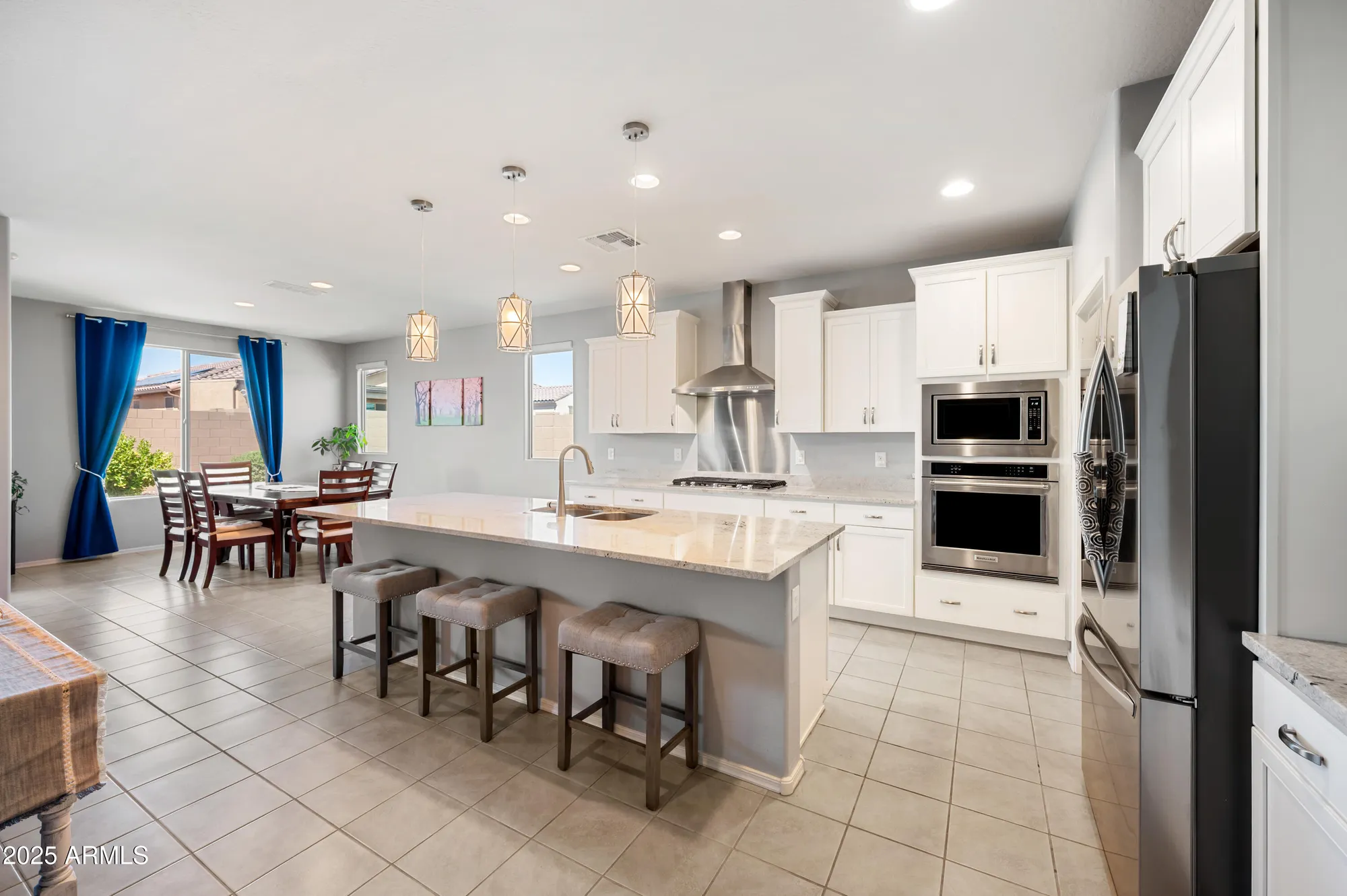 Property Slideshow image 5 of 43 | 7280 w cactus wren way, Florence, AZ, 85132