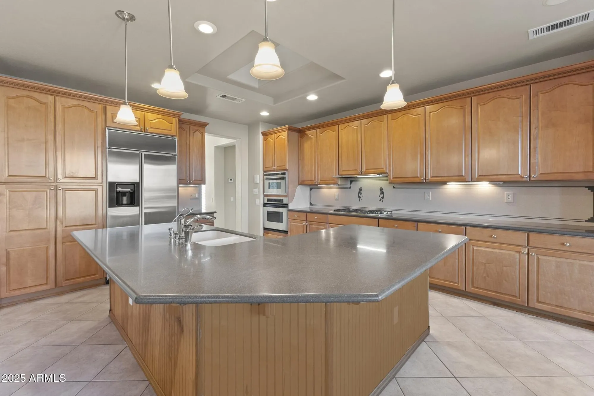 Property Slideshow image 20 of 65 | 17507 n eagle crest dr, Surprise, AZ, 85374