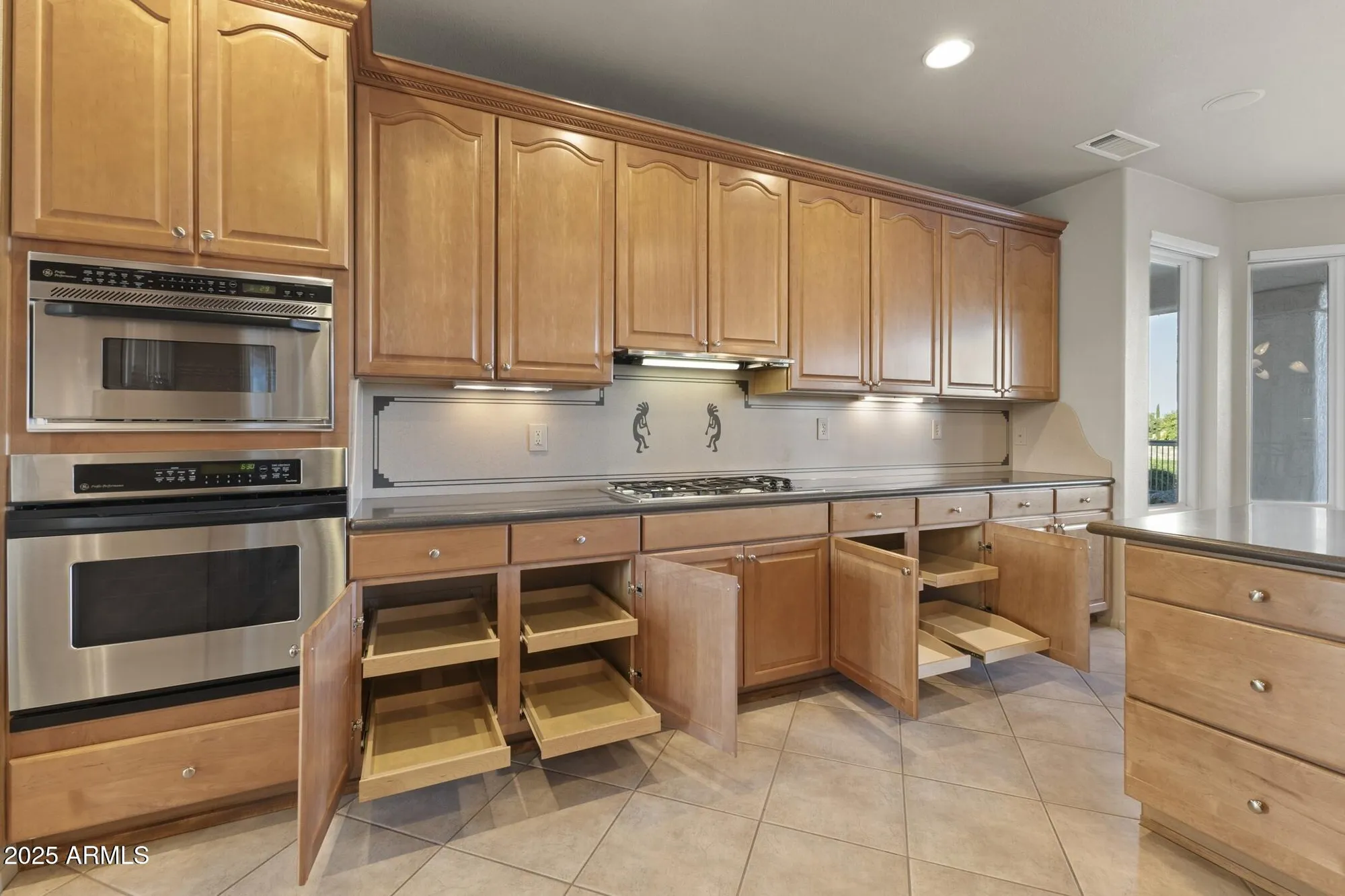 Property Slideshow image 21 of 65 | 17507 n eagle crest dr, Surprise, AZ, 85374